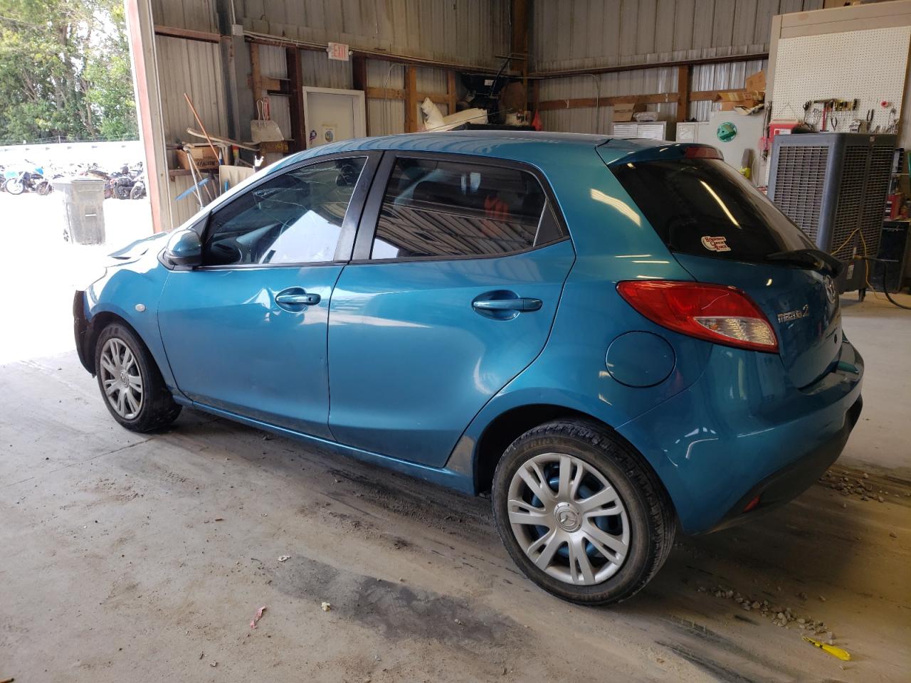 2011 Mazda Mazda2 VIN: JM1DE1HY6B0129382 Lot: 63392144