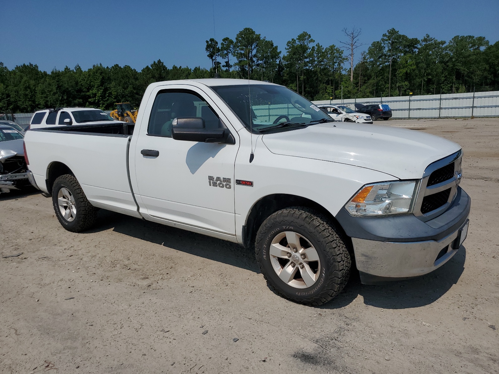 2015 Ram 1500 St vin: 3C6JR7DM8FG637956