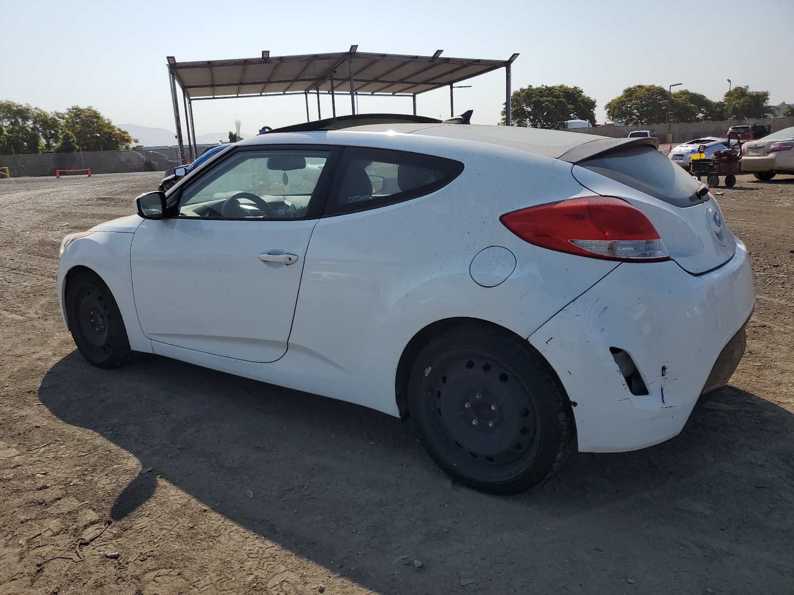 2013 Hyundai Veloster vin: KMHTC6AD1DU087944