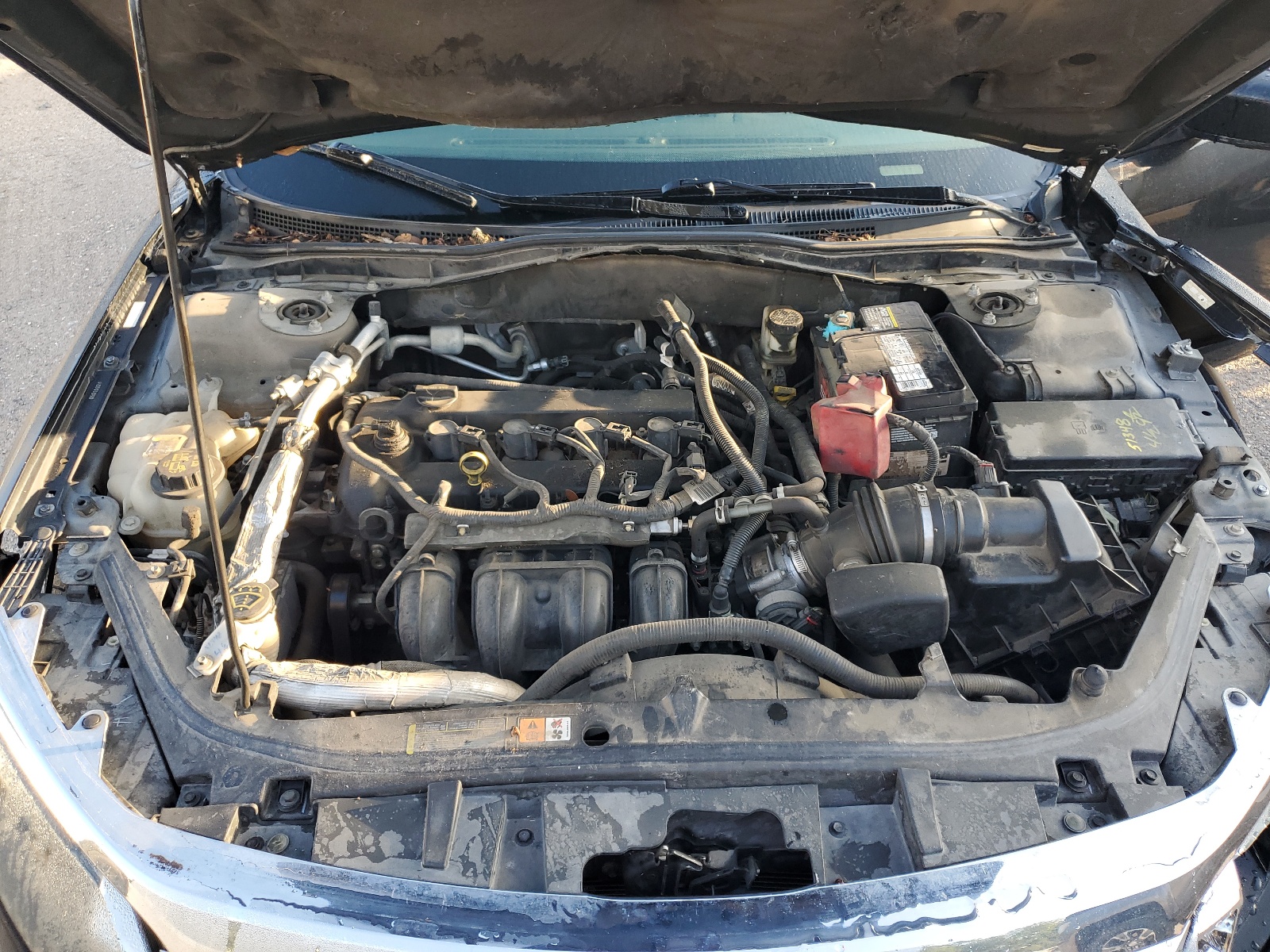 3FAHP0HA1BR184191 2011 Ford Fusion Se