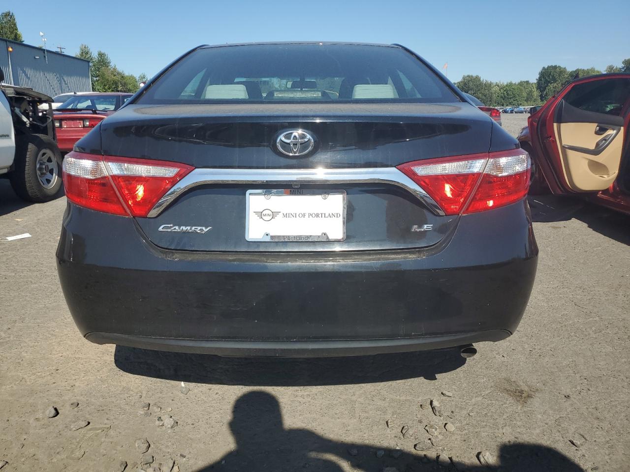 2015 Toyota Camry Le VIN: 4T4BF1FK5FR471294 Lot: 61446364