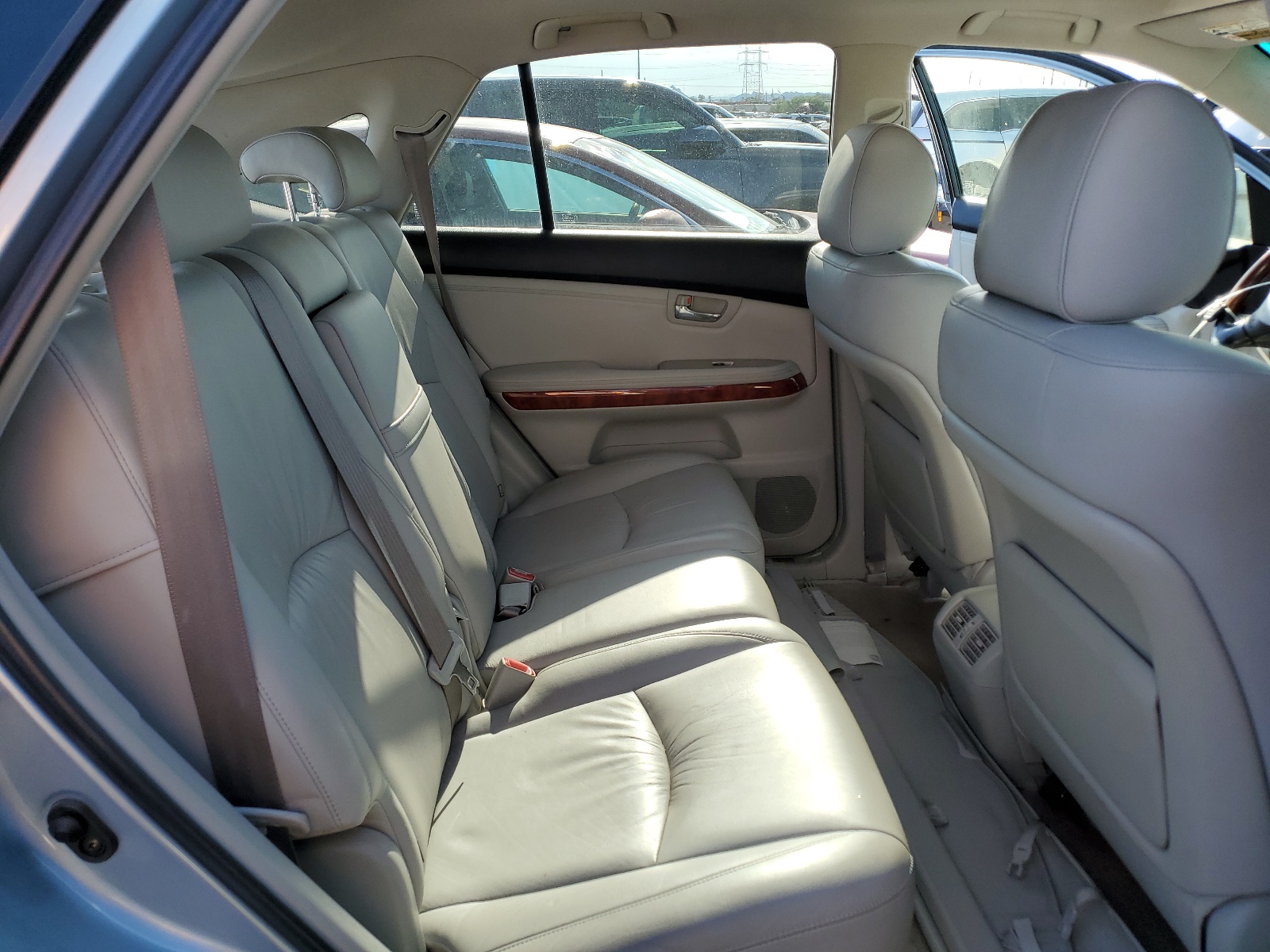 JTJGA31U440018423 2004 Lexus Rx 330