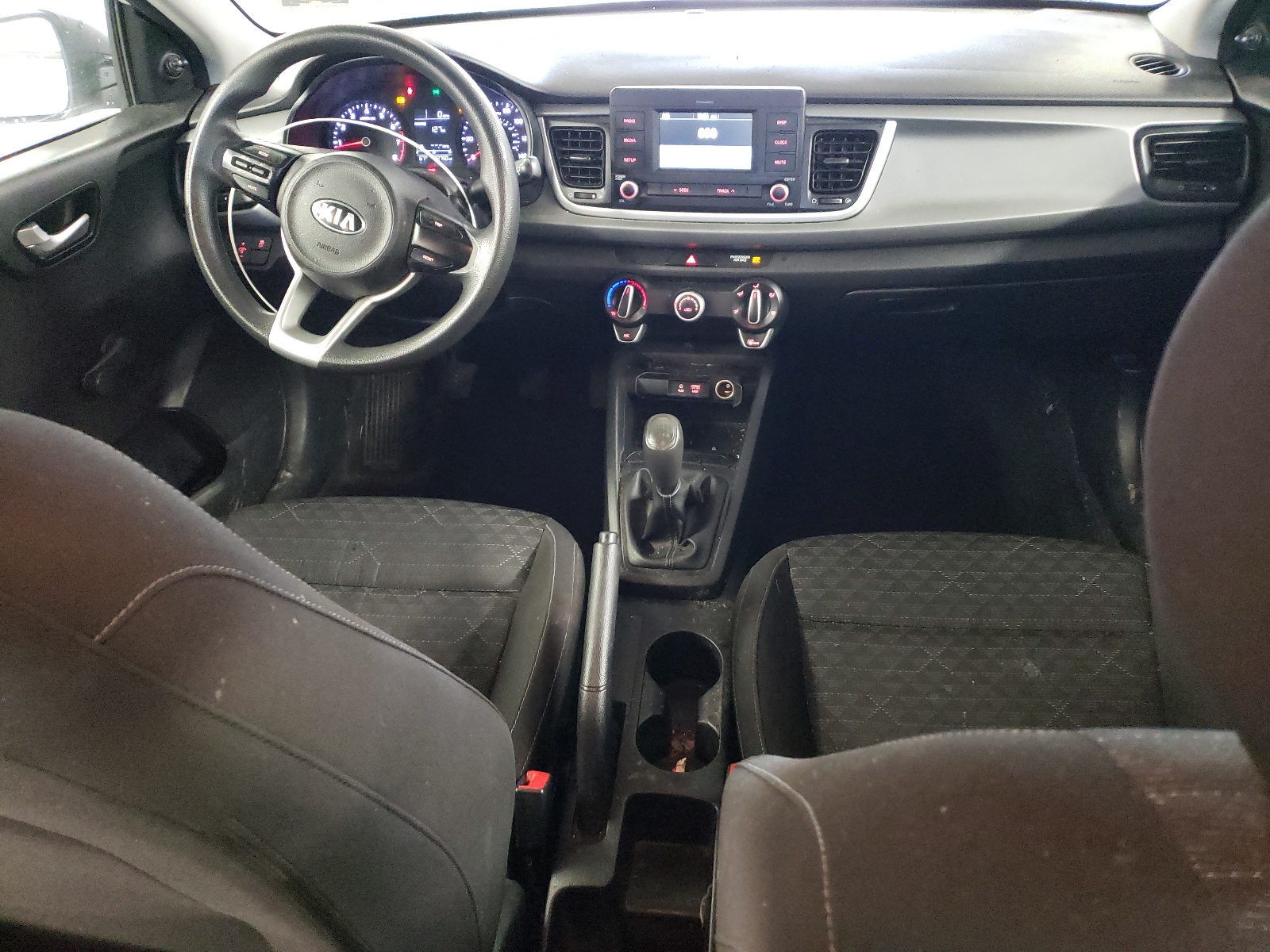 3KPA24AB0JE047656 2018 Kia Rio Lx