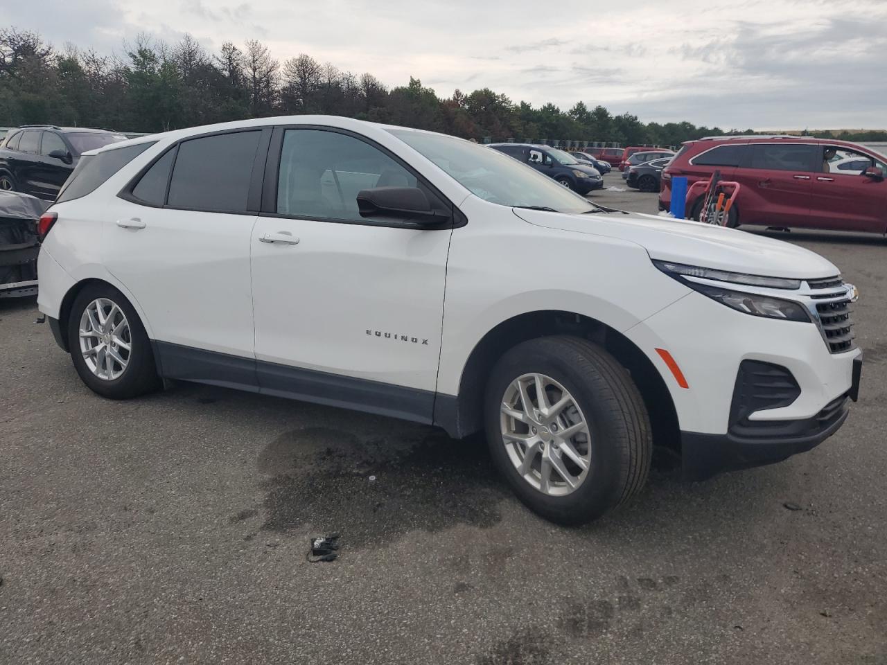 2022 Chevrolet Equinox Ls VIN: 3GNAXHEV2NS105925 Lot: 63310784