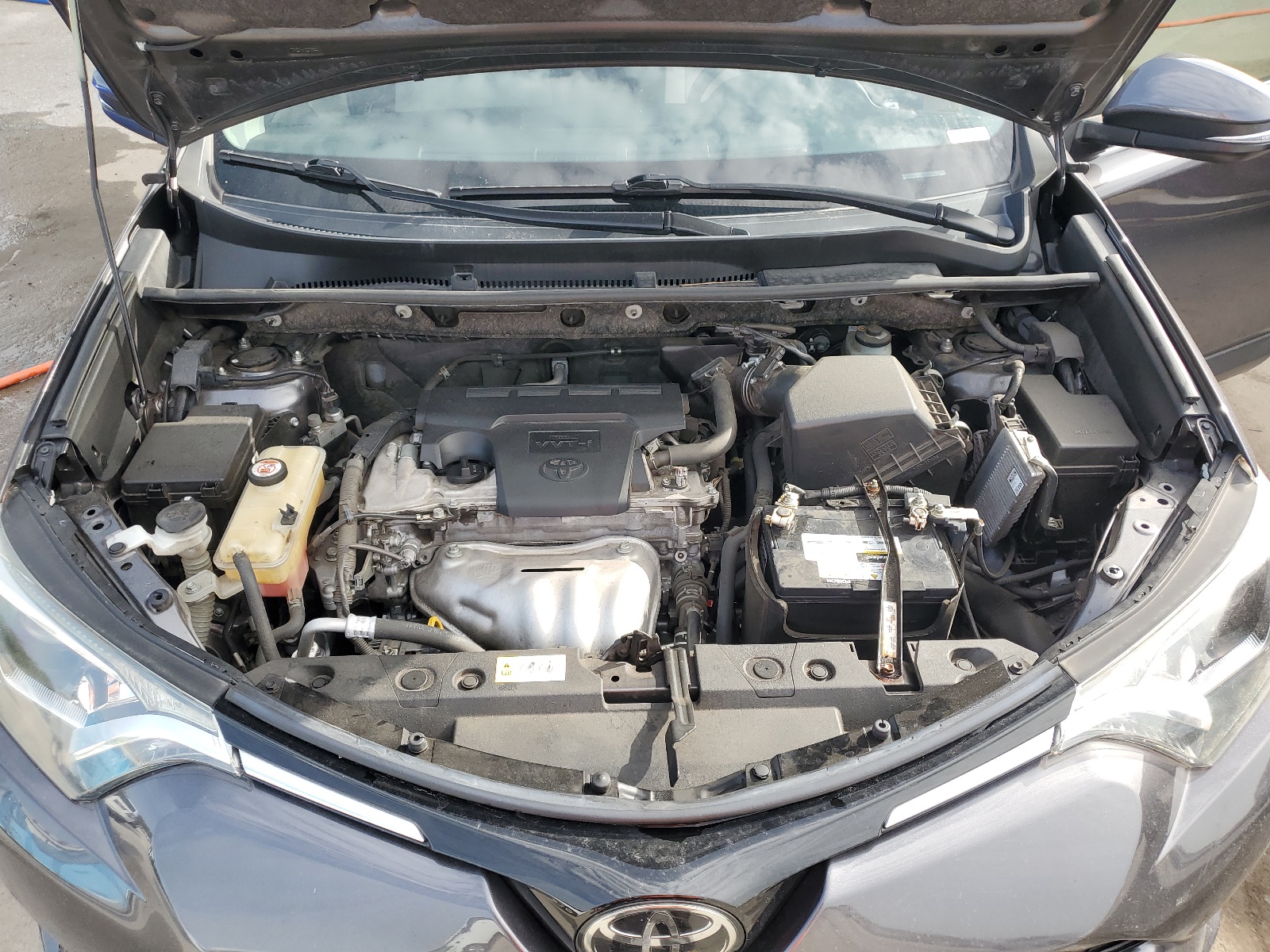 JTMWFREV6JJ163491 2018 Toyota Rav4 Adventure