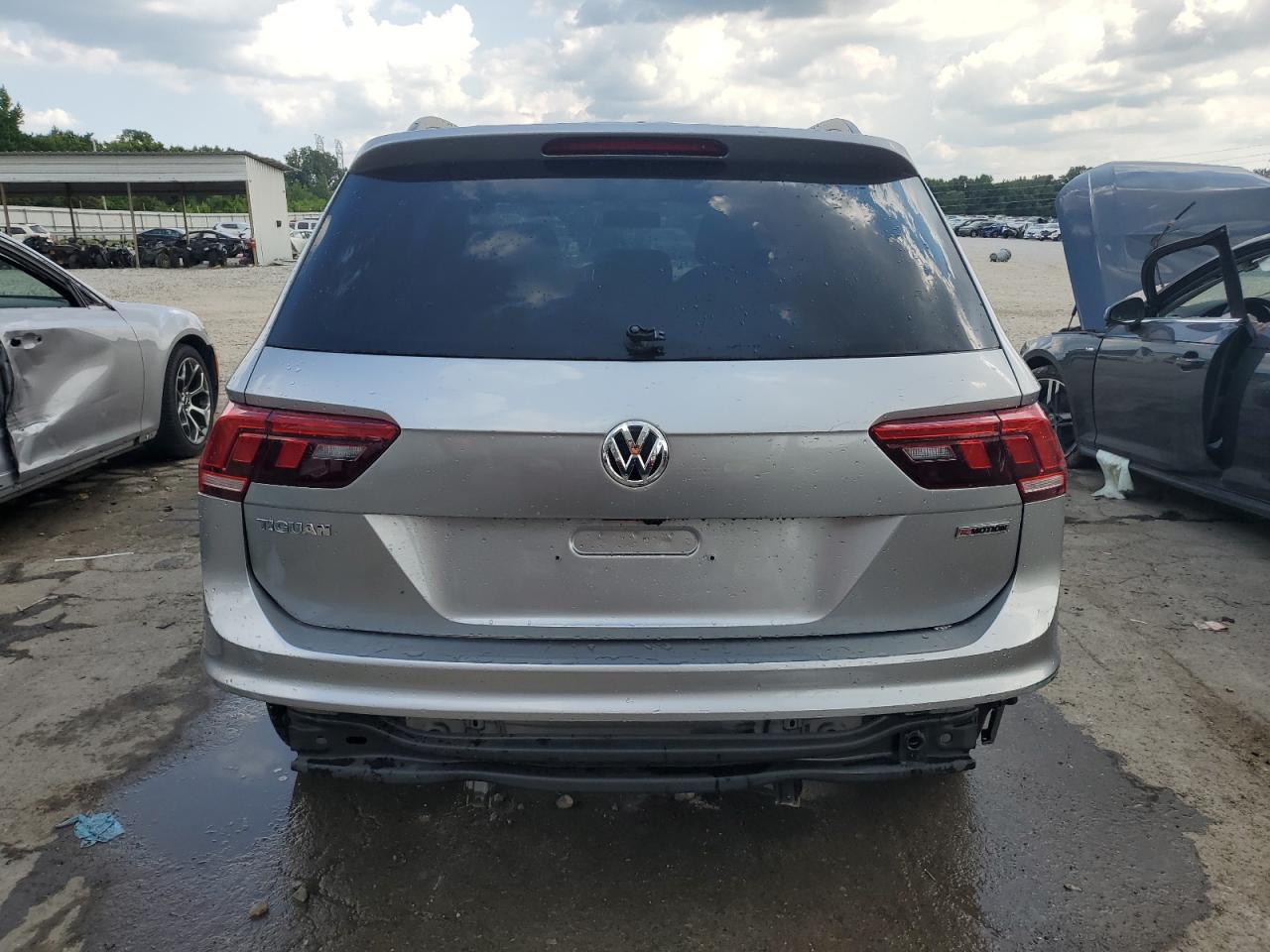 3VV2B7AX9MM126756 Volkswagen Tiguan SE 6