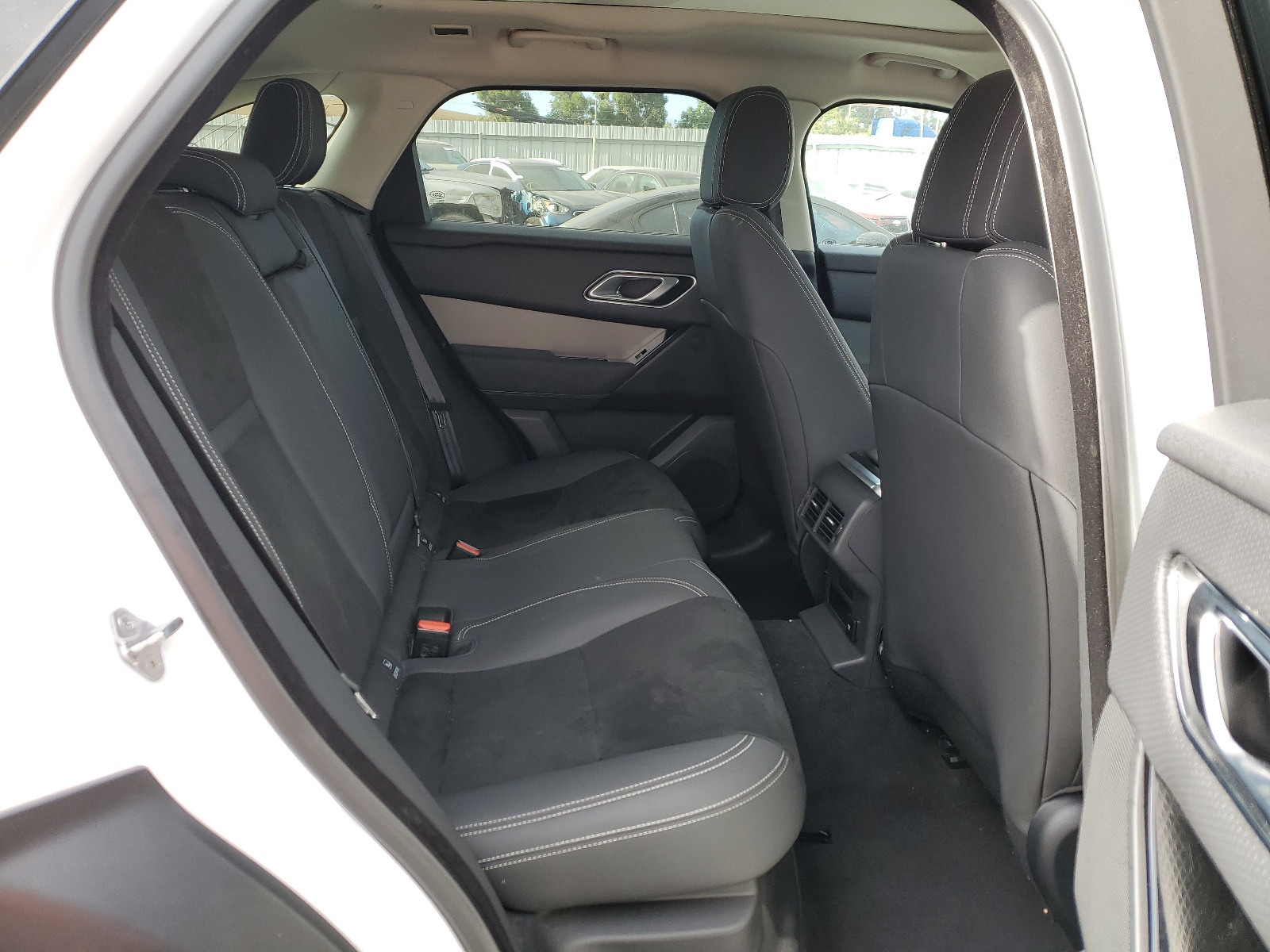 SALYA2EX2KA216150 2019 Land Rover Range Rover Velar