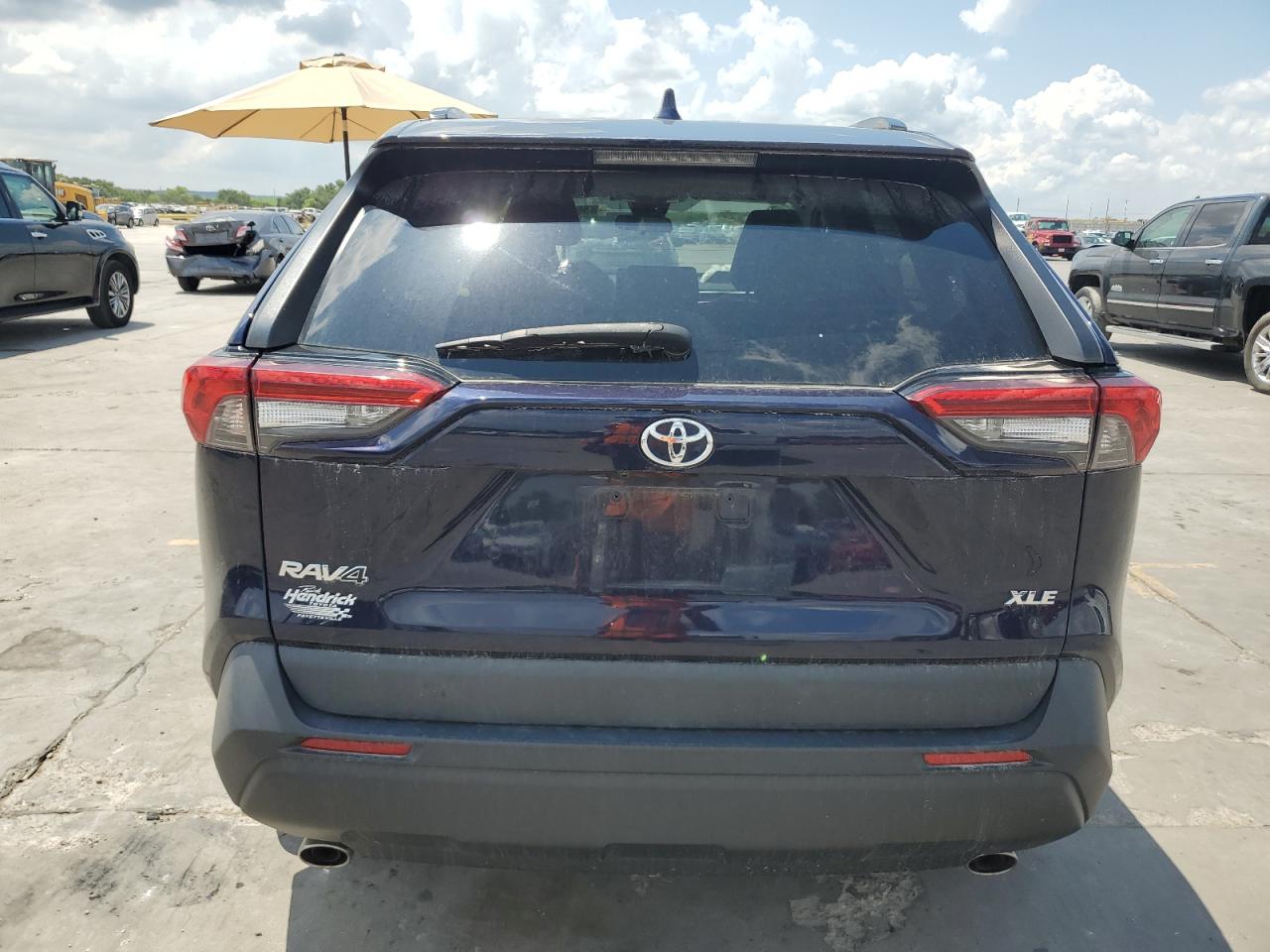 2020 Toyota Rav4 Xle Premium VIN: 2T3C1RFV0LC039495 Lot: 63524454