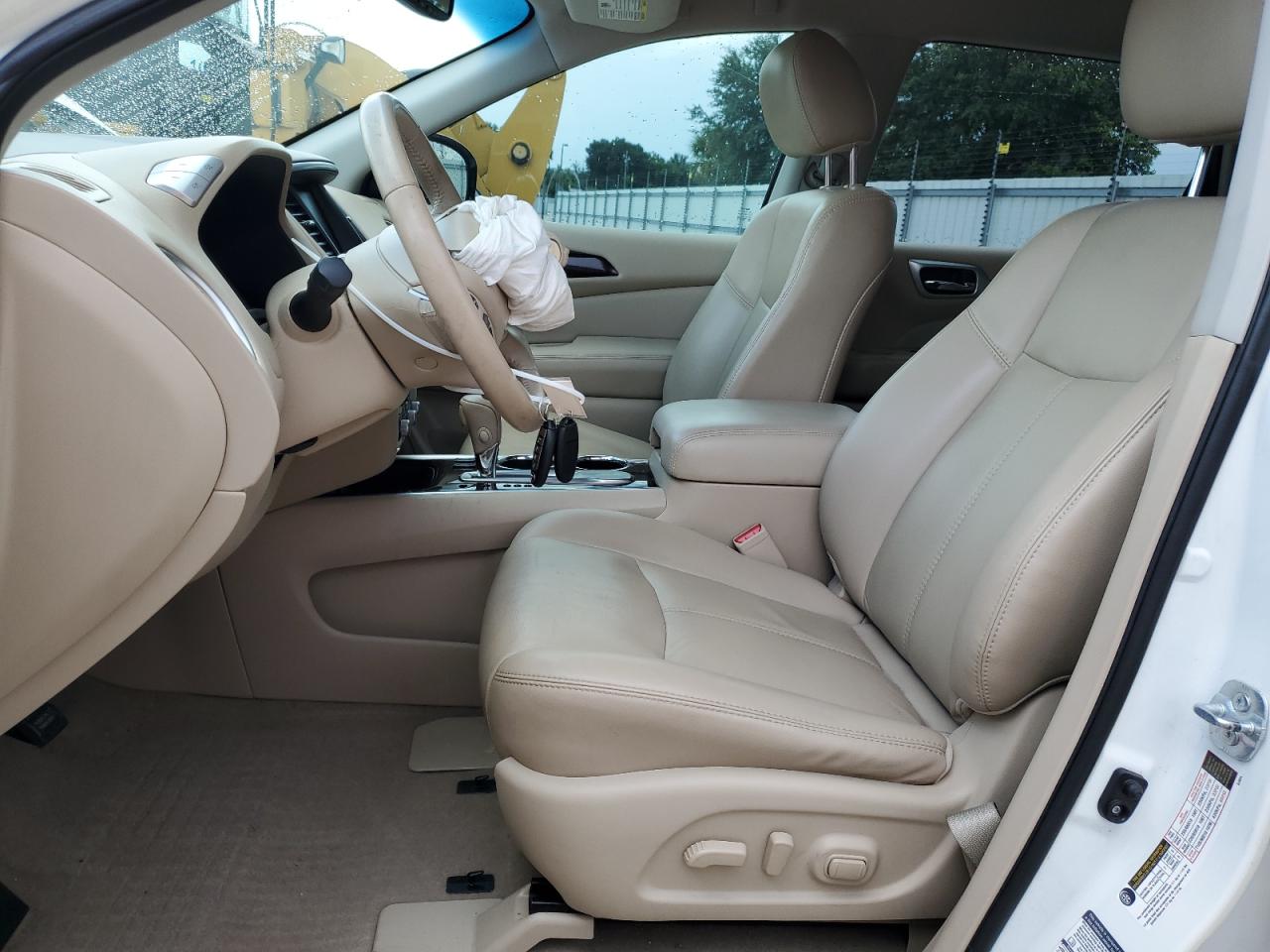 2015 Nissan Pathfinder S VIN: 5N1AR2MN9FC633496 Lot: 64059924