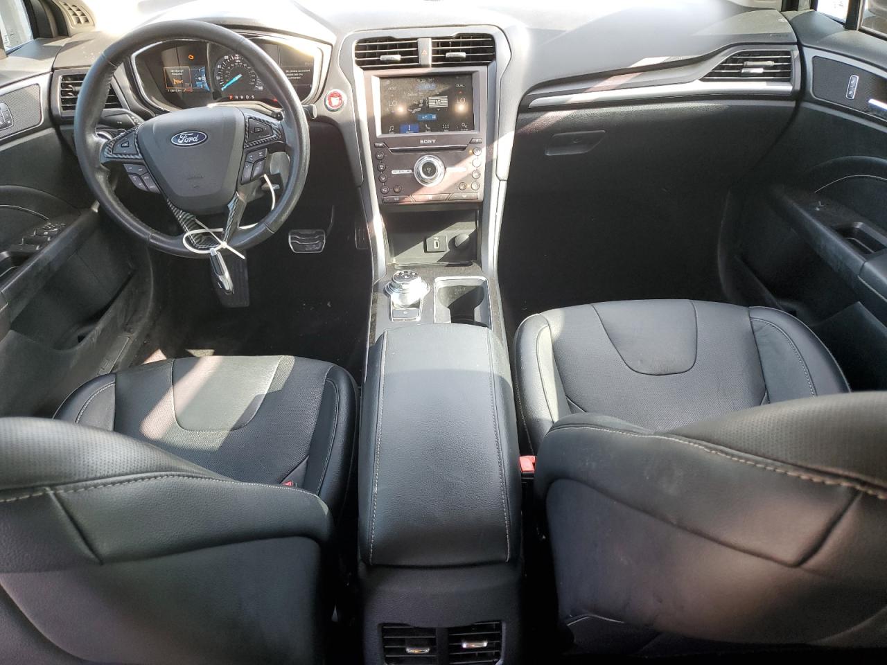 2018 Ford Fusion Titanium/Platinum VIN: 3FA6P0D90JR188637 Lot: 63057274