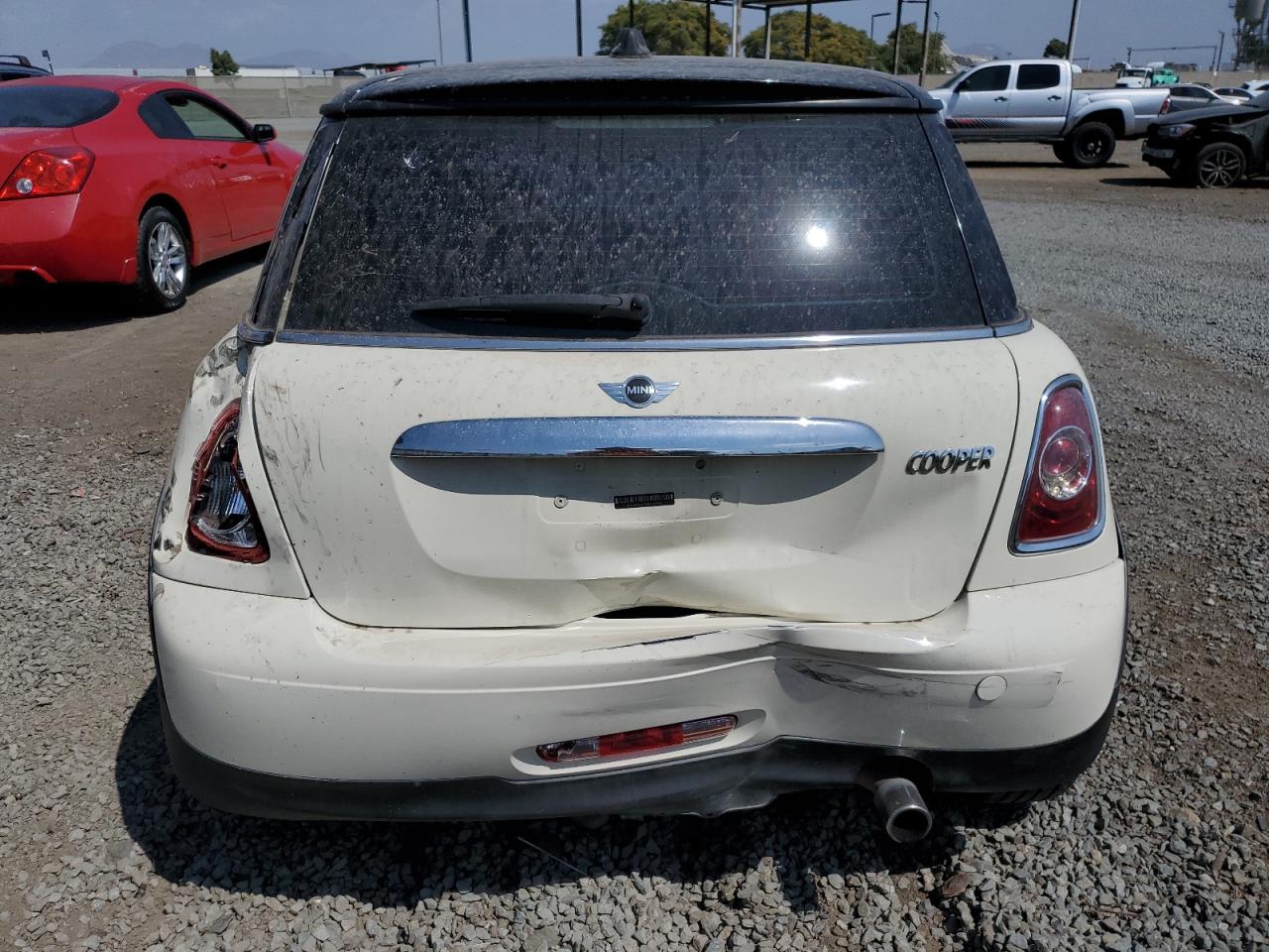 2013 Mini Cooper VIN: WMWSU3C55DT689752 Lot: 63535644