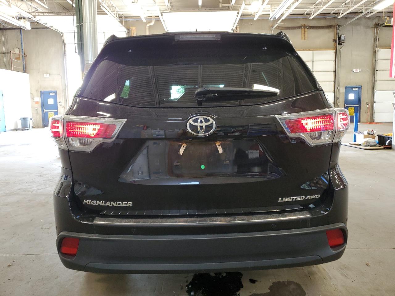 2015 Toyota Highlander Limited VIN: 5TDDKRFH4FS171904 Lot: 63704394