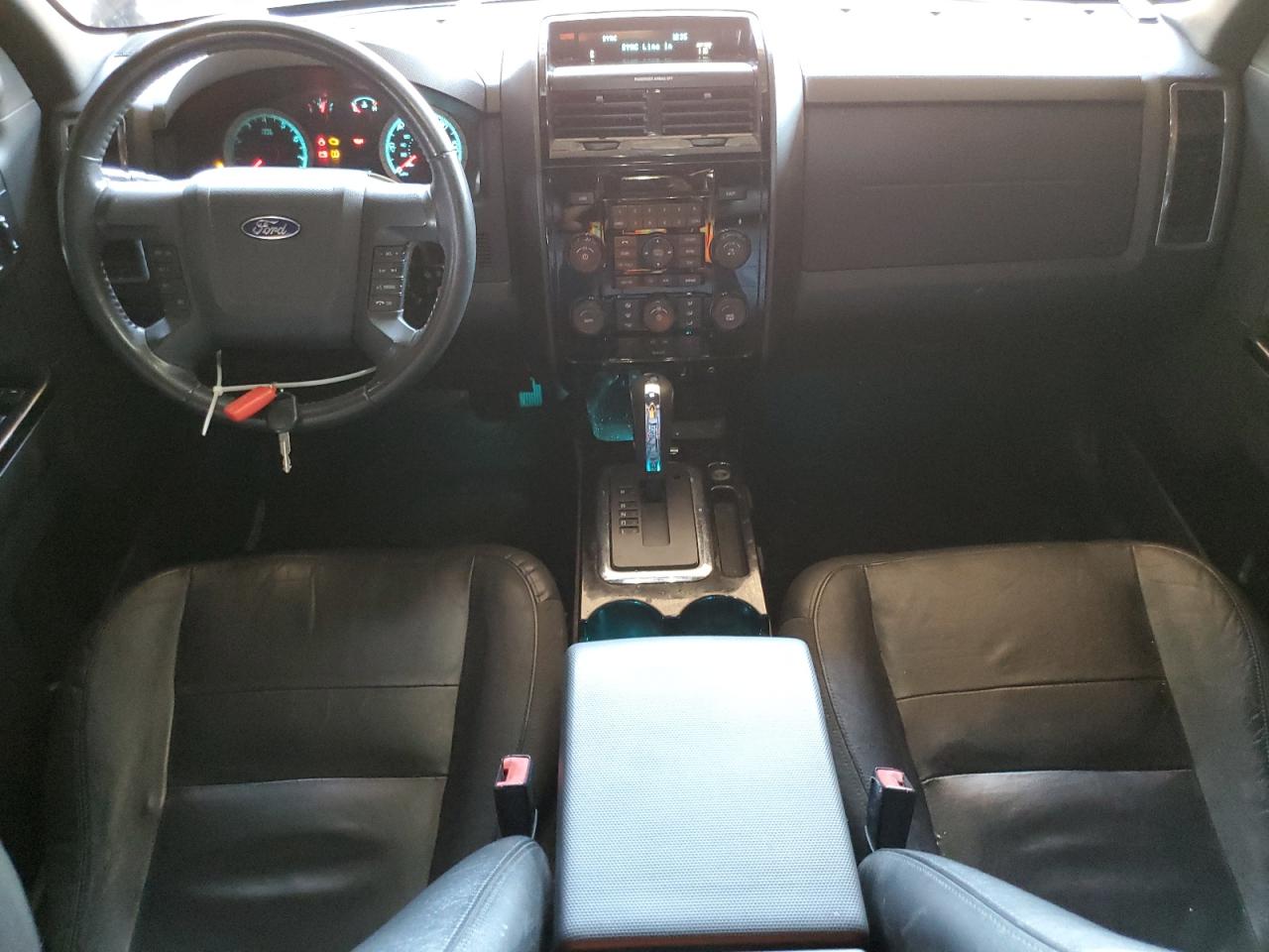 2010 Ford Escape Limited VIN: 1FMCU9EG8AKA81407 Lot: 61662654