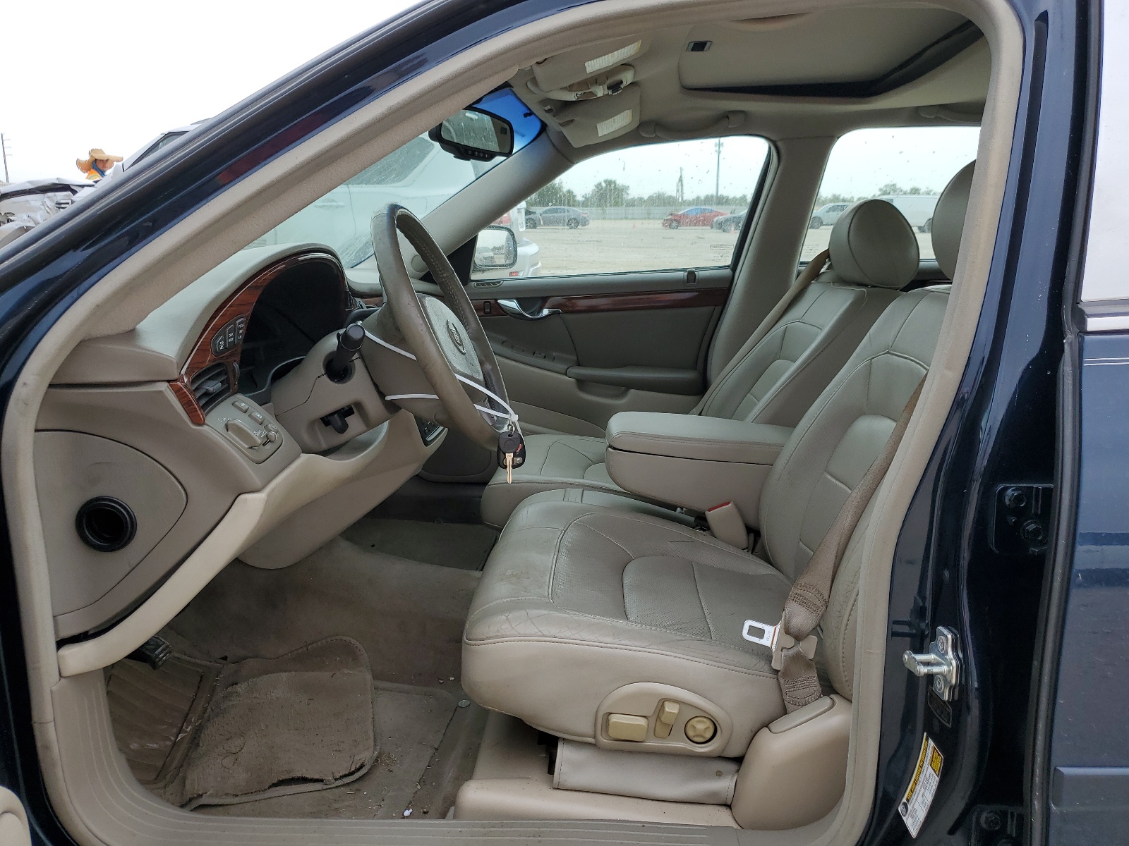 1G6KD54Y85U240782 2005 Cadillac Deville