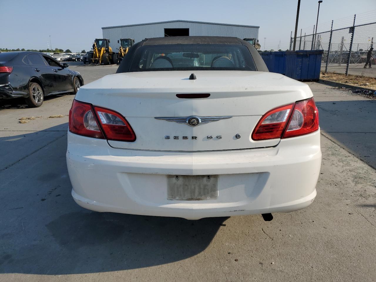 2008 Chrysler Sebring VIN: 1C3LC45K88N675197 Lot: 64850274