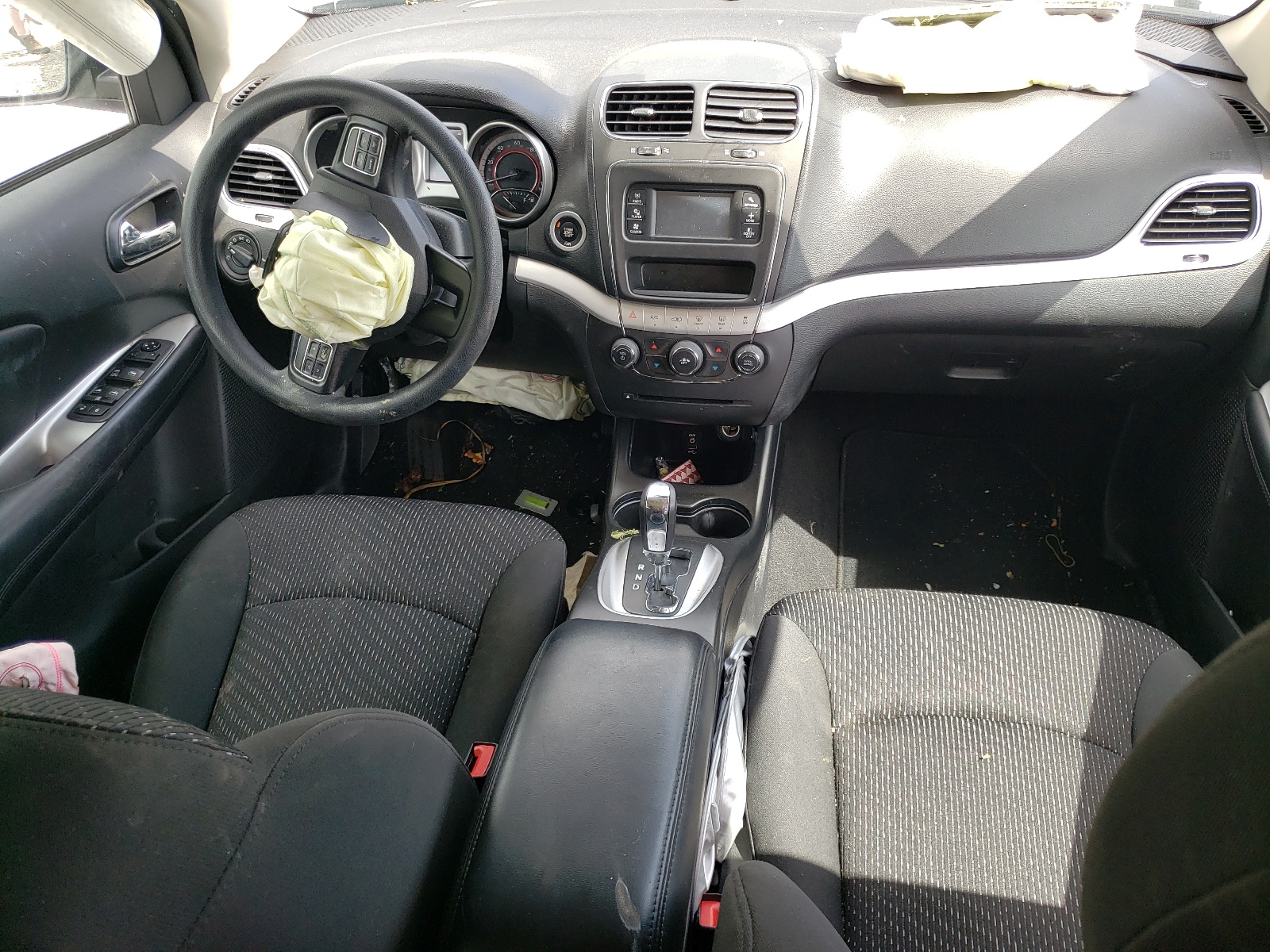 3C4PDDAG1JT257808 2018 Dodge Journey Se