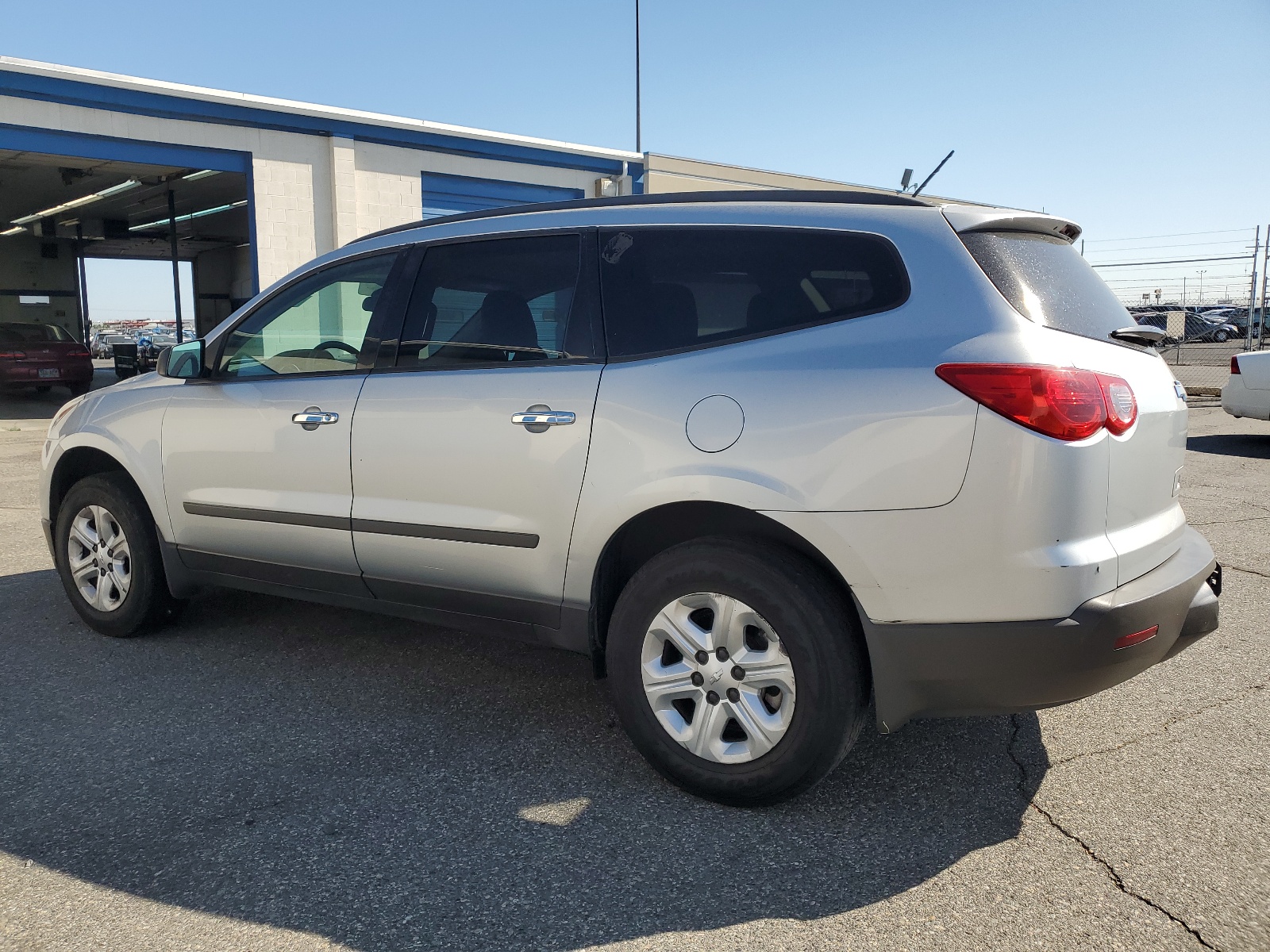 2012 Chevrolet Traverse Ls vin: 1GNKRFED6CJ196500