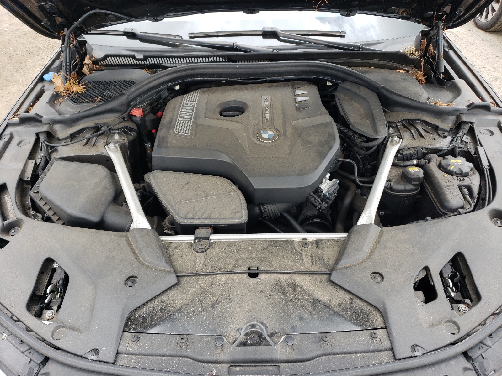 WBAJA7C51KWC78195 2019 BMW 530 Xi