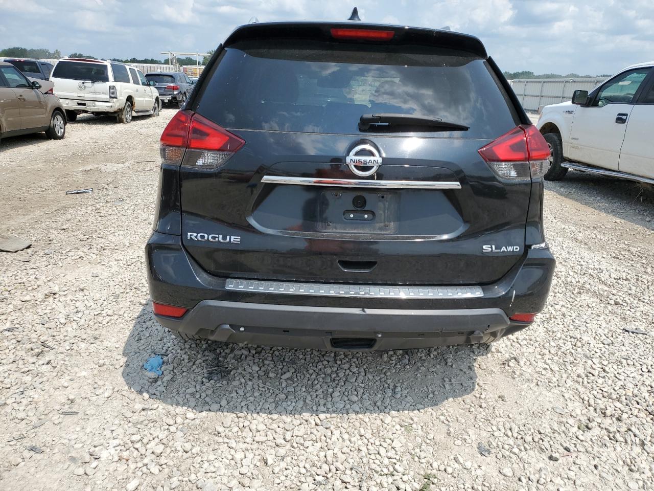 5N1AT2MV1HC755676 2017 Nissan Rogue Sv