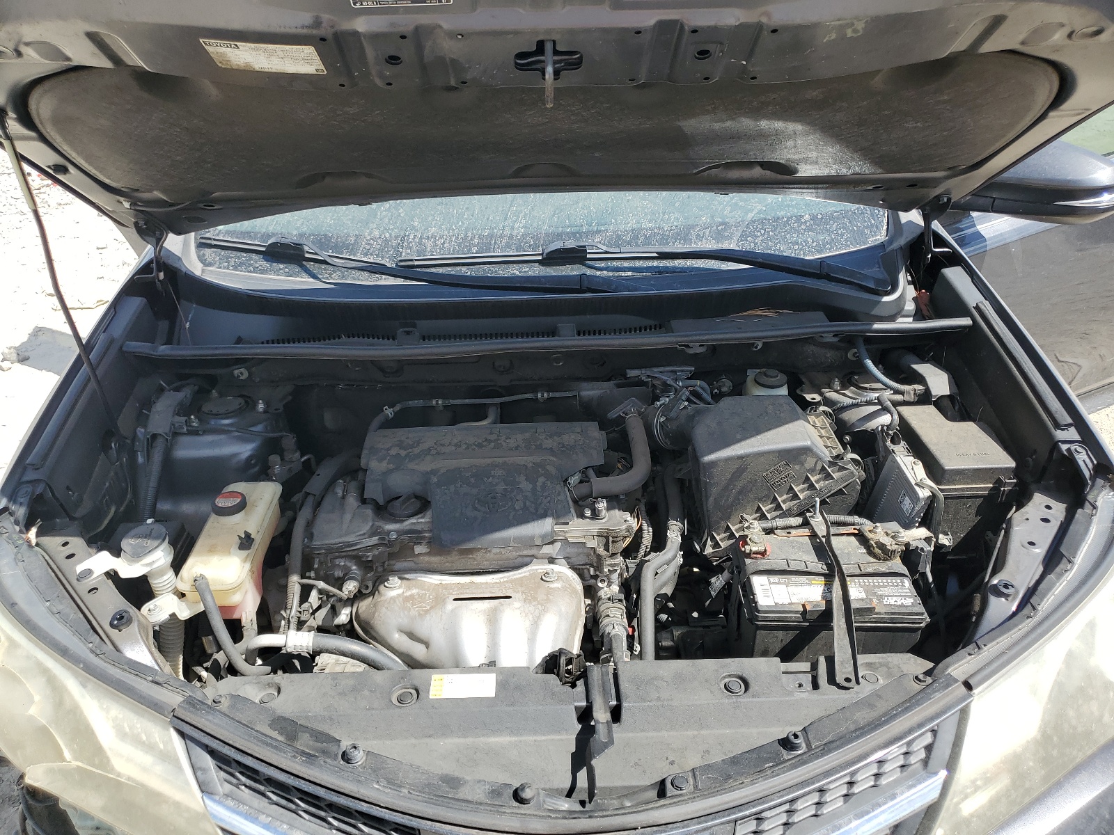 JTMWFREVXFD078790 2015 Toyota Rav4 Xle