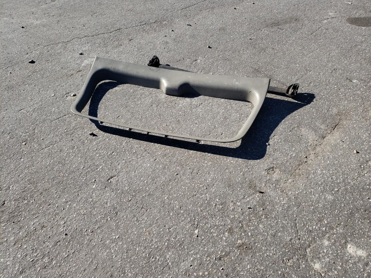 2005 Chevrolet Tahoe K1500 VIN: 1GNEK13T85J104062 Lot: 54891734