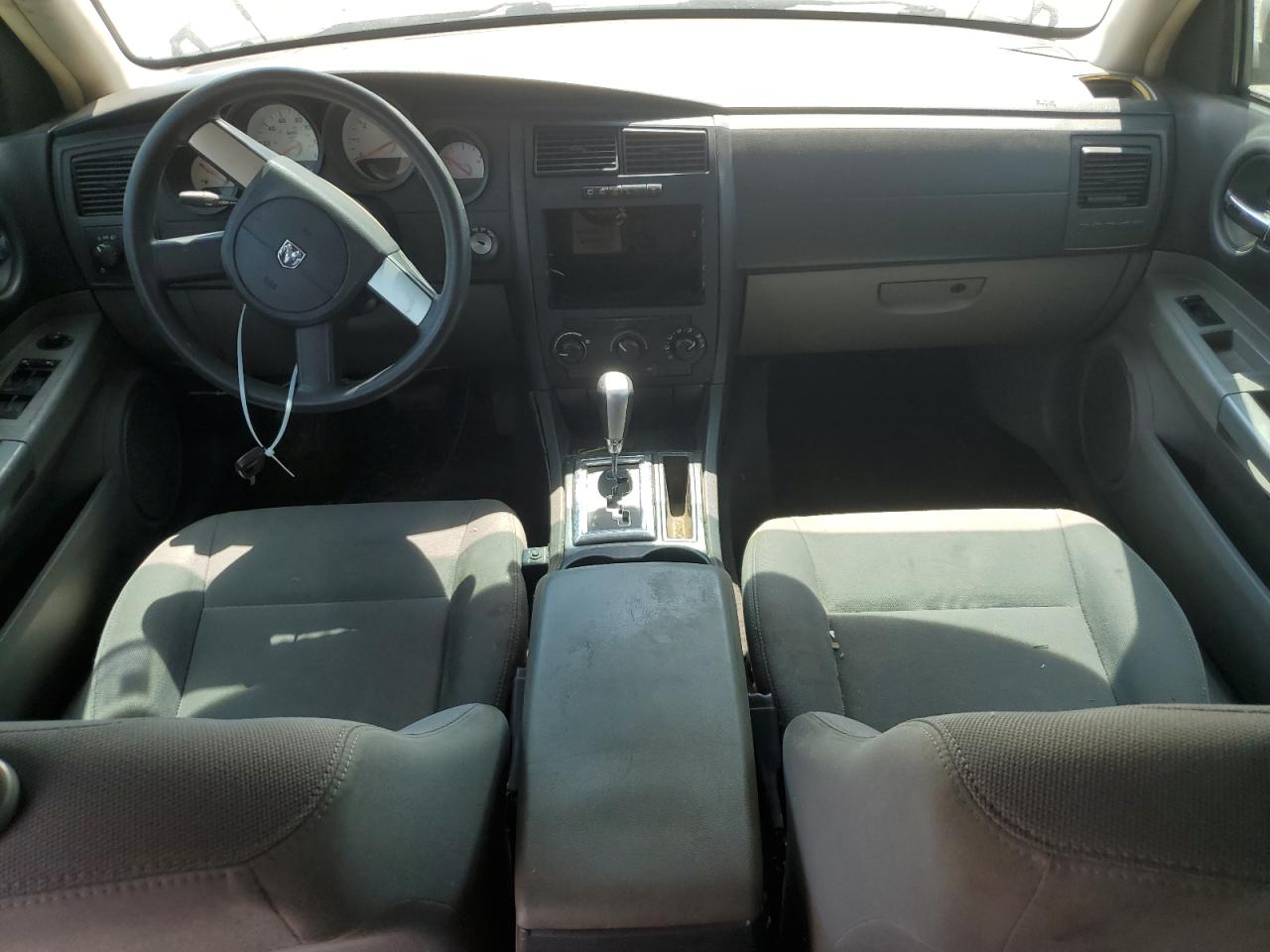 2005 Dodge Magnum Se VIN: 2D4FV48T35H629002 Lot: 62950354
