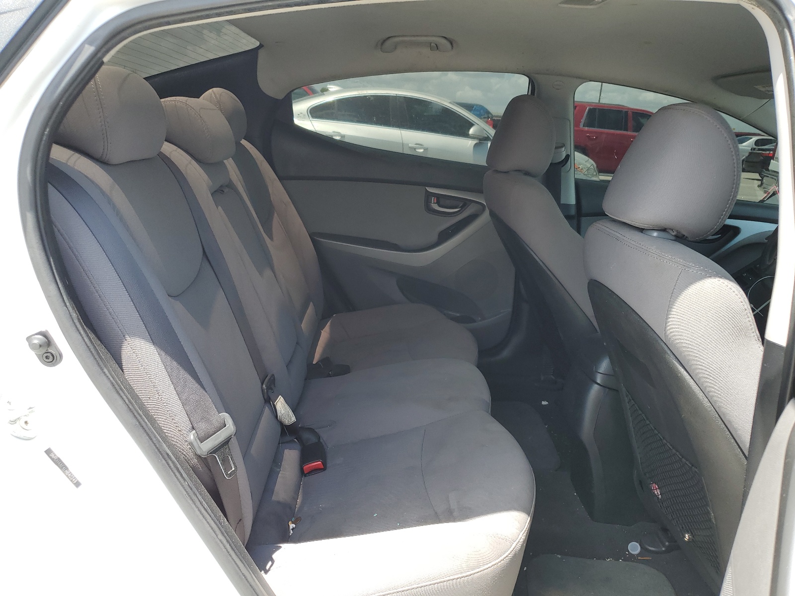 5NPDH4AE4FH640249 2015 Hyundai Elantra Se