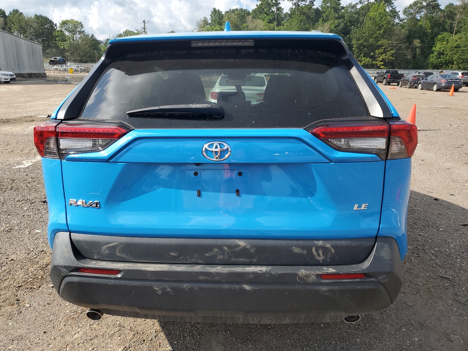 2T3H1RFV7MW131564 2021 Toyota Rav4 Le