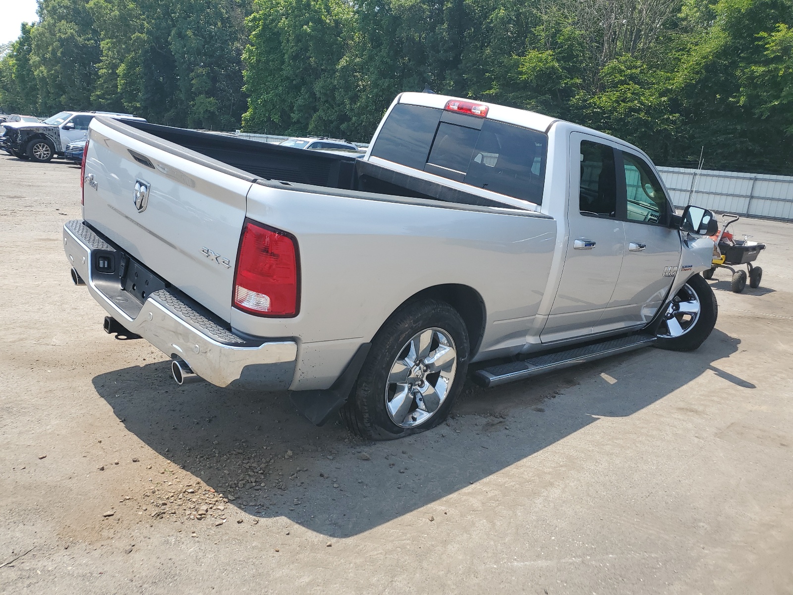 1C6RR7GT5HS750815 2017 Ram 1500 Slt