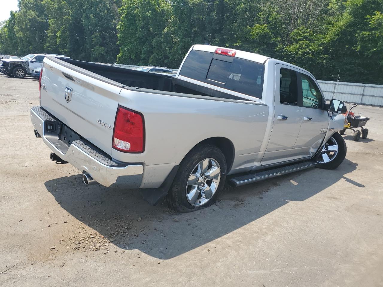 2017 Ram 1500 Slt VIN: 1C6RR7GT5HS750815 Lot: 63052084