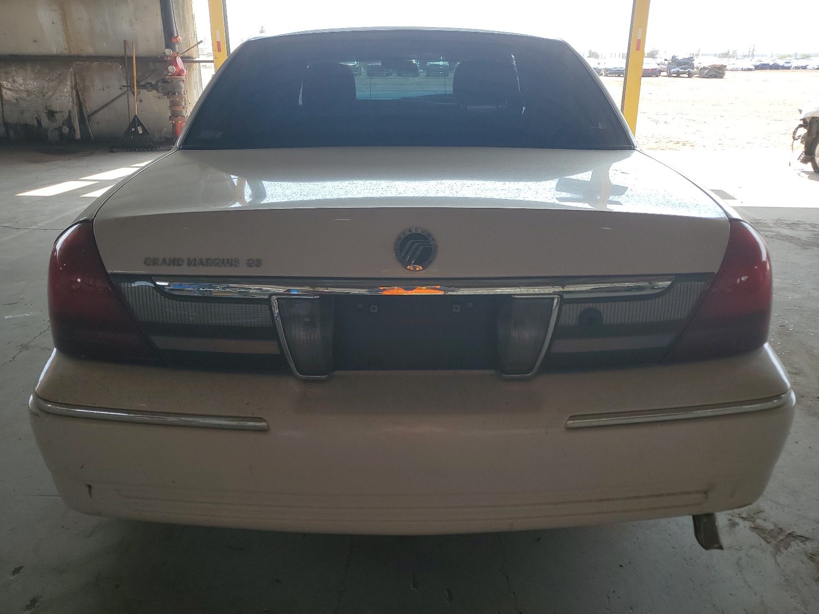 2MEFM74V48X628927 2008 Mercury Grand Marquis Gs