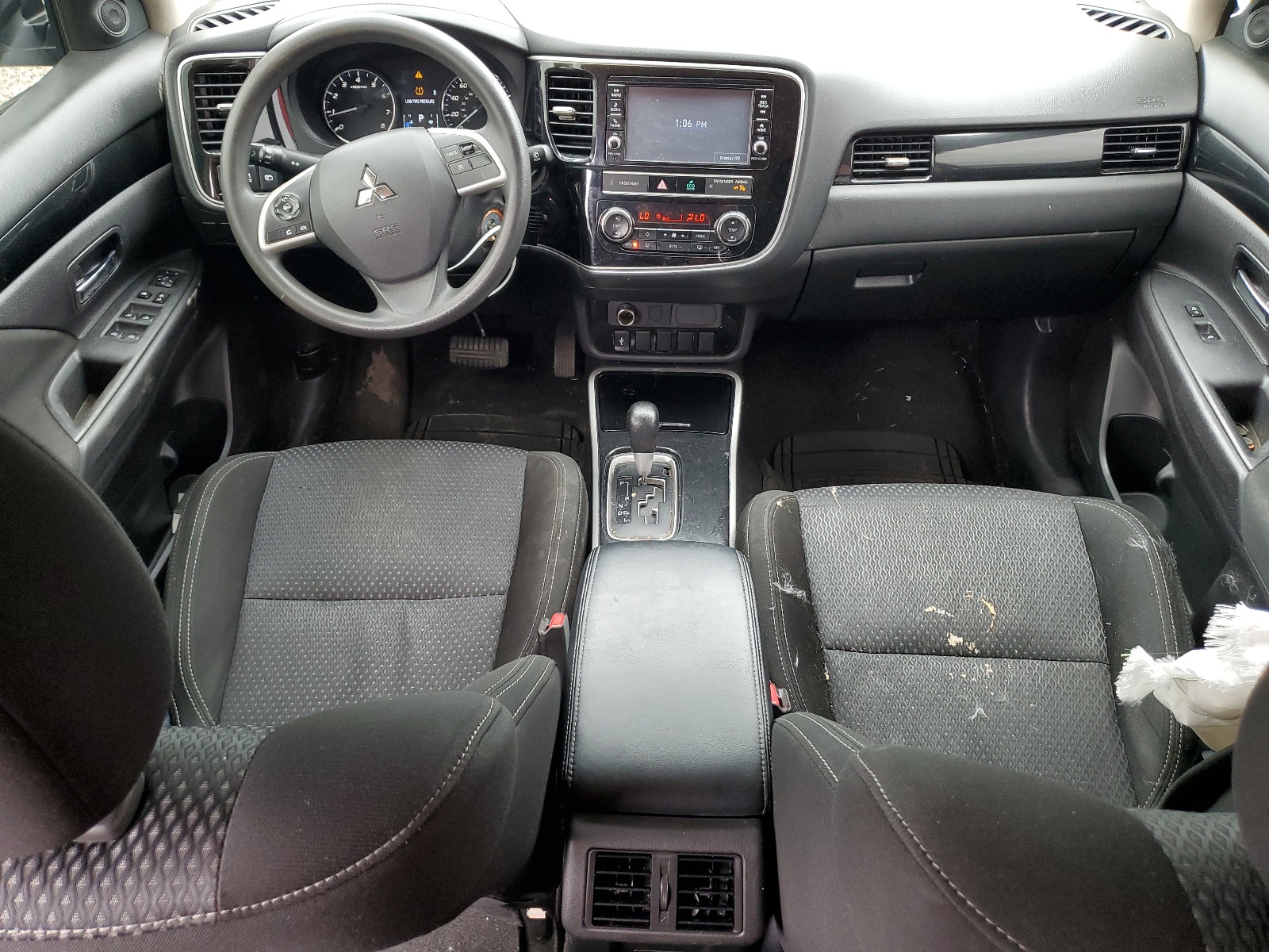 JA4AD2A37KZ007887 2019 Mitsubishi Outlander Es