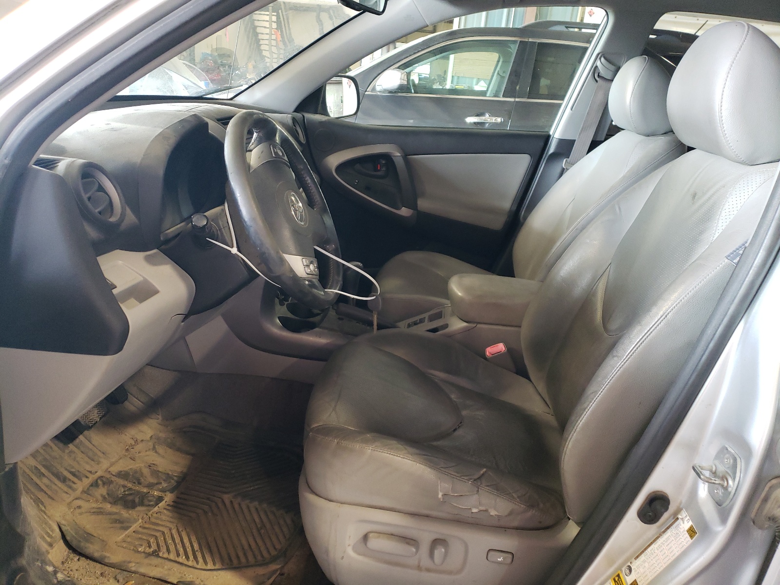 JTMZD31V686072546 2008 Toyota Rav4 Limited