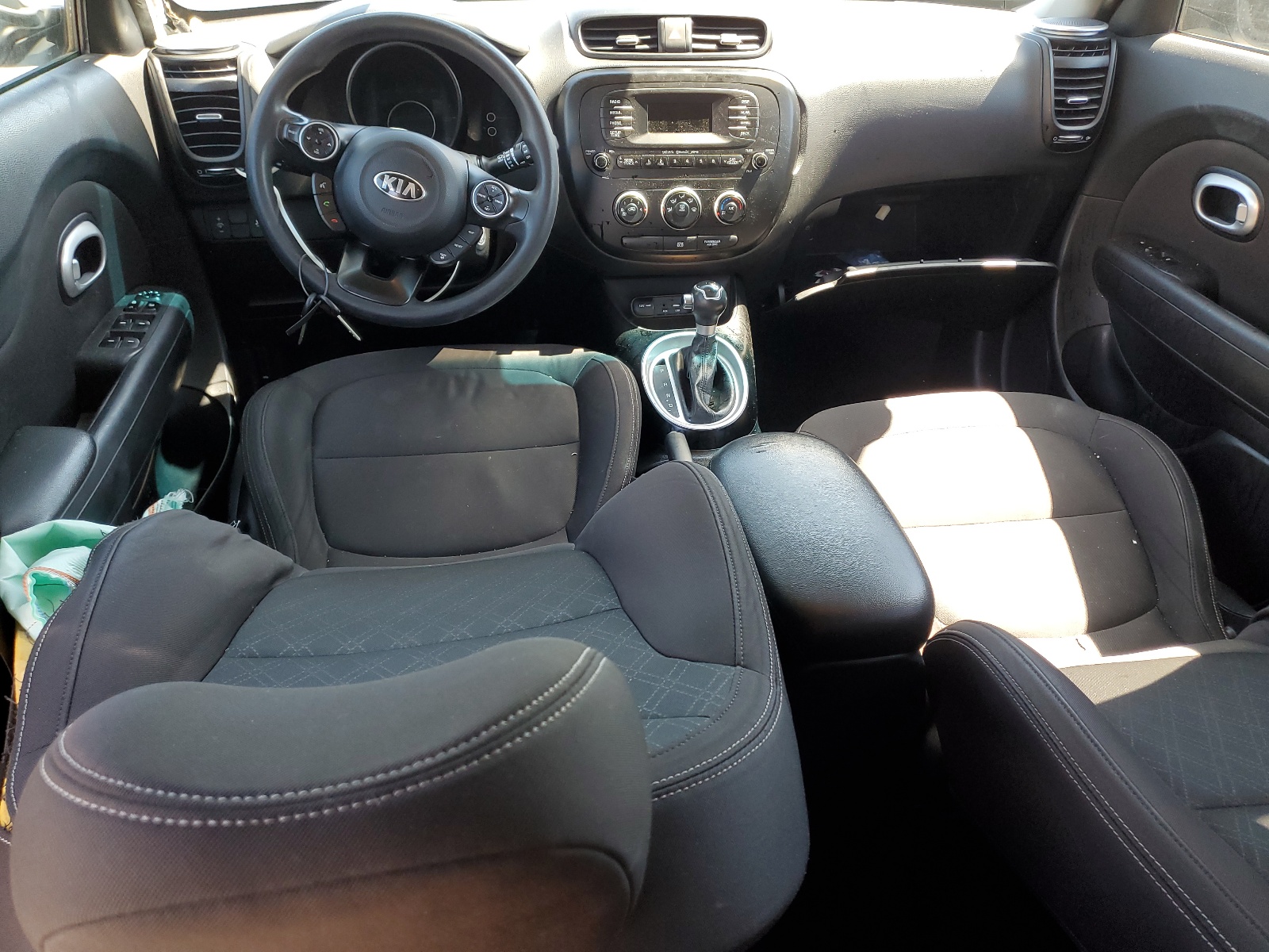 KNDJN2A2XG7826762 2016 Kia Soul