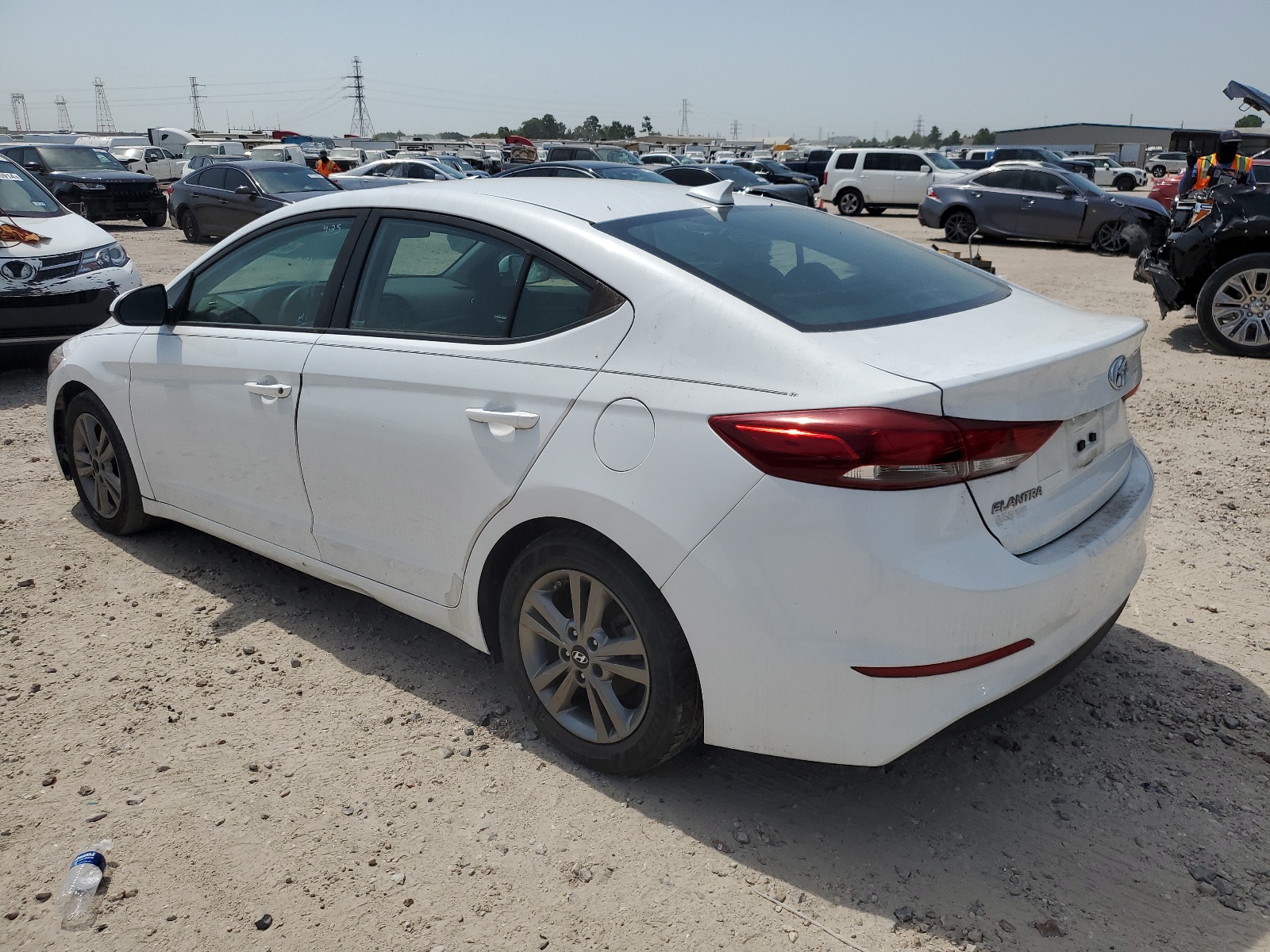 2018 Hyundai Elantra Sel vin: 5NPD84LF0JH380317