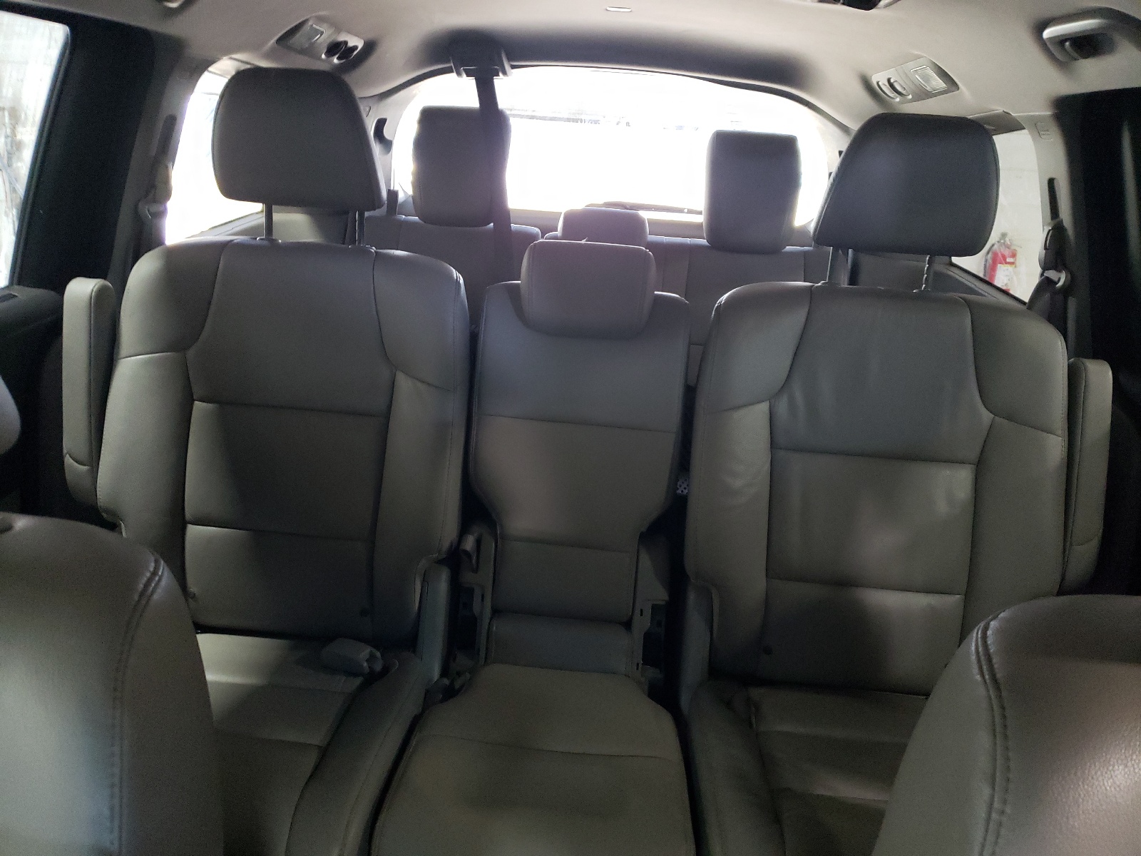 5FNRL5H62BB059284 2011 Honda Odyssey Exl