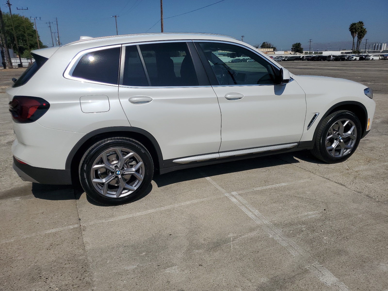 2023 BMW X3 xDrive30I vin: 5UX53DP09P9T13840