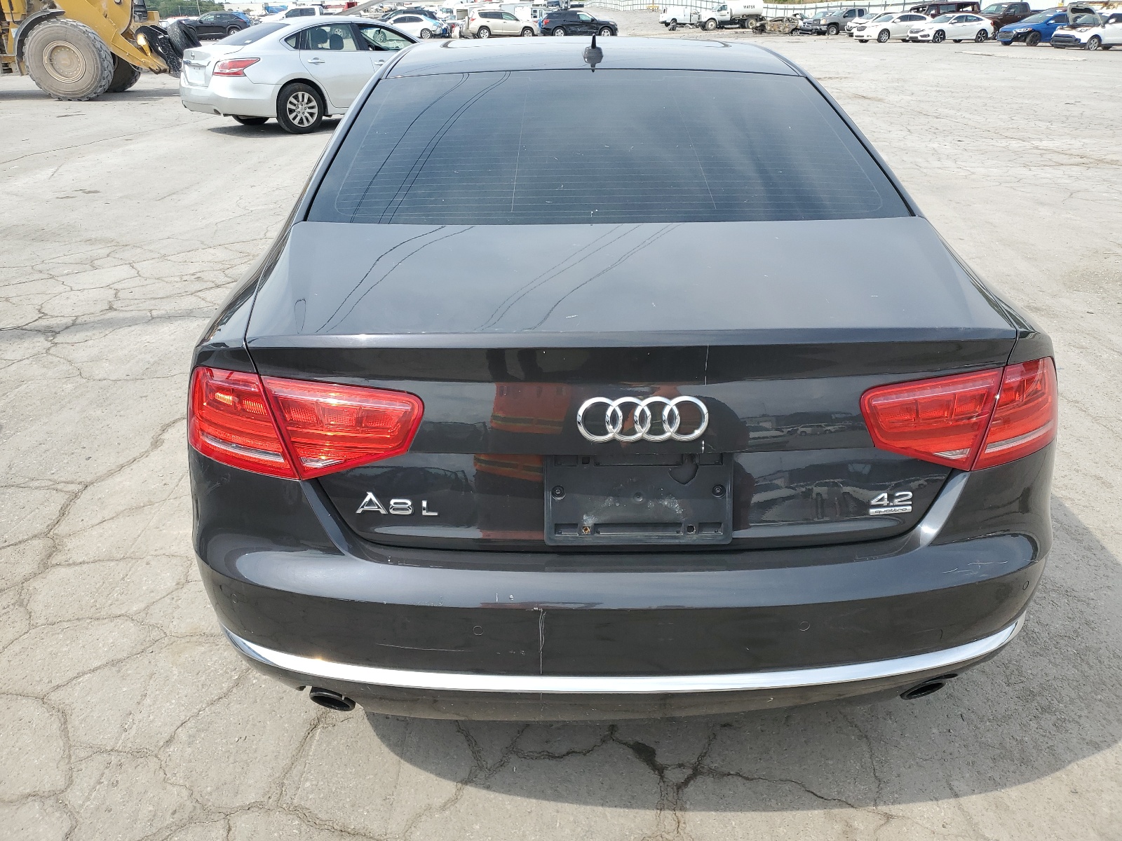 2012 Audi A8 L Quattro vin: WAURVAFD0CN011772