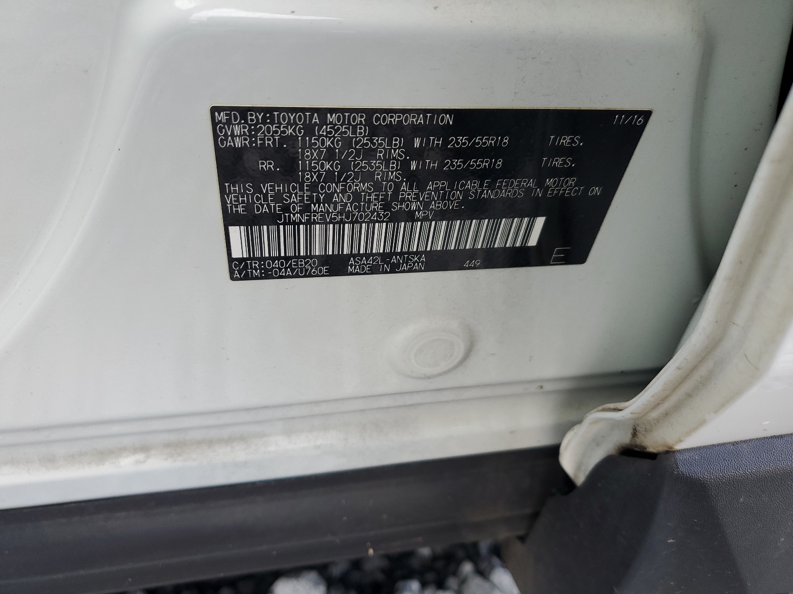 JTMNFREV5HJ702432 2017 Toyota Rav4 Se