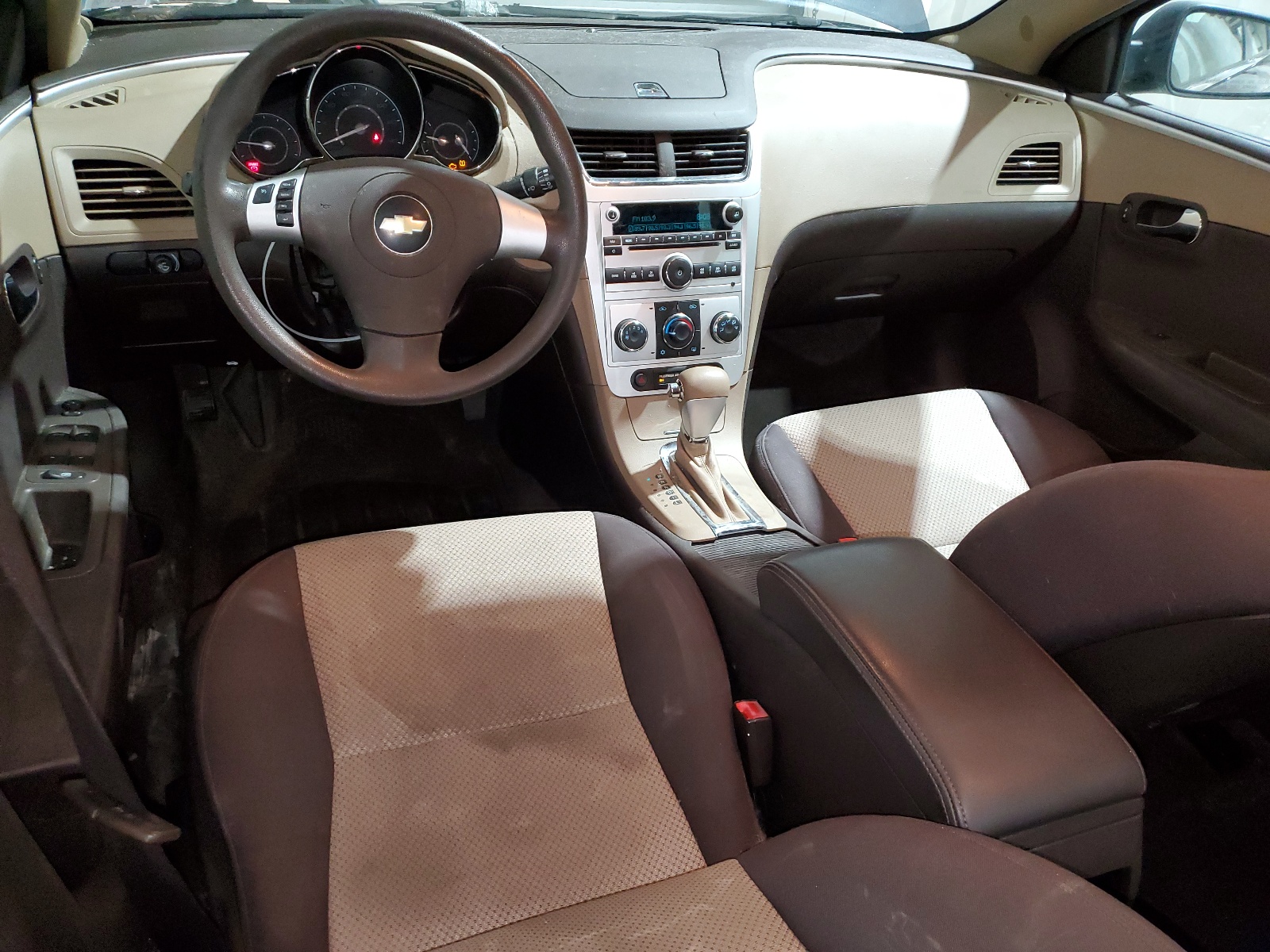 1G1ZB5EB2AF222040 2010 Chevrolet Malibu Ls