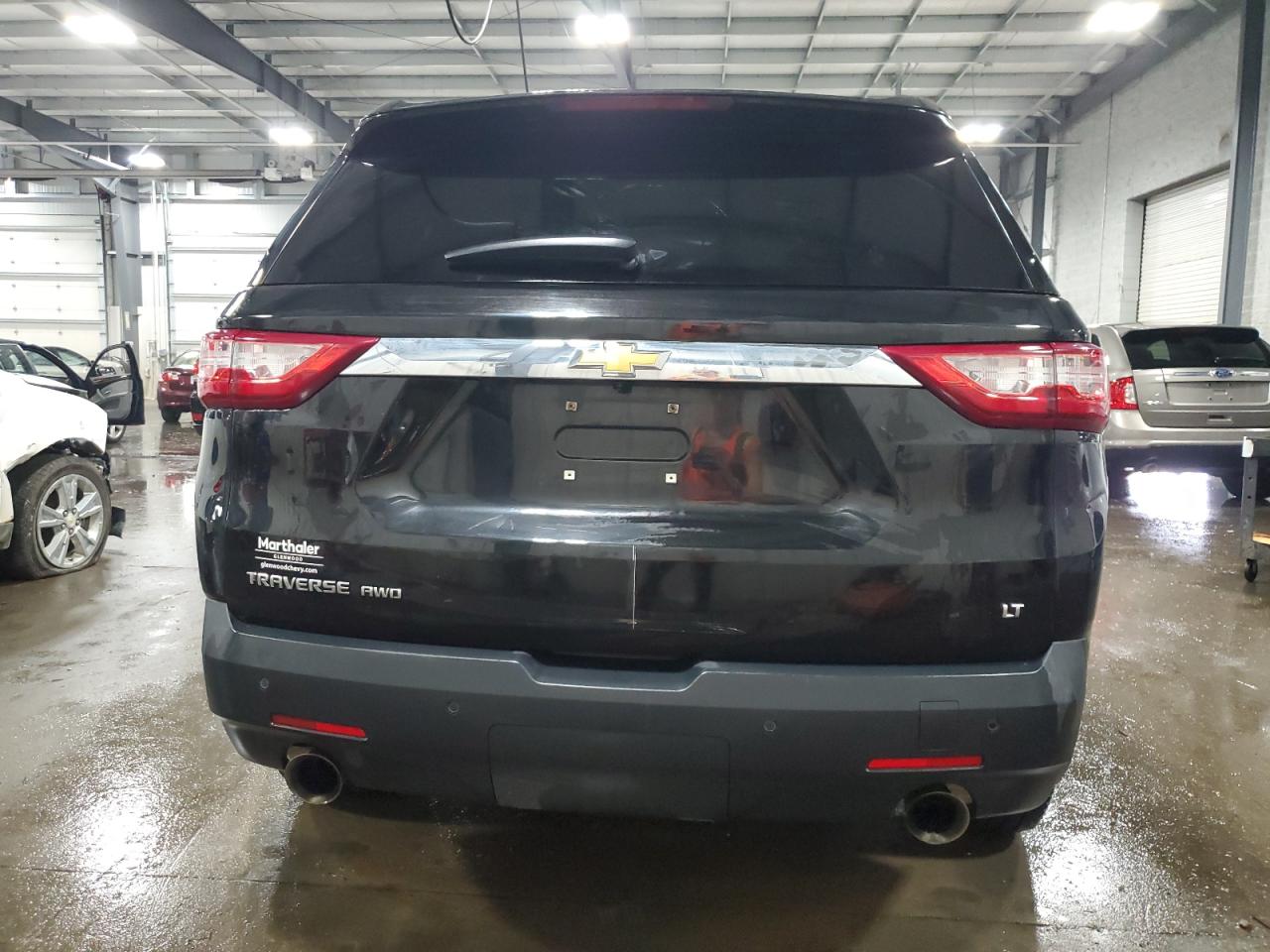 1GNEVHKW1KJ291927 2019 Chevrolet Traverse Lt