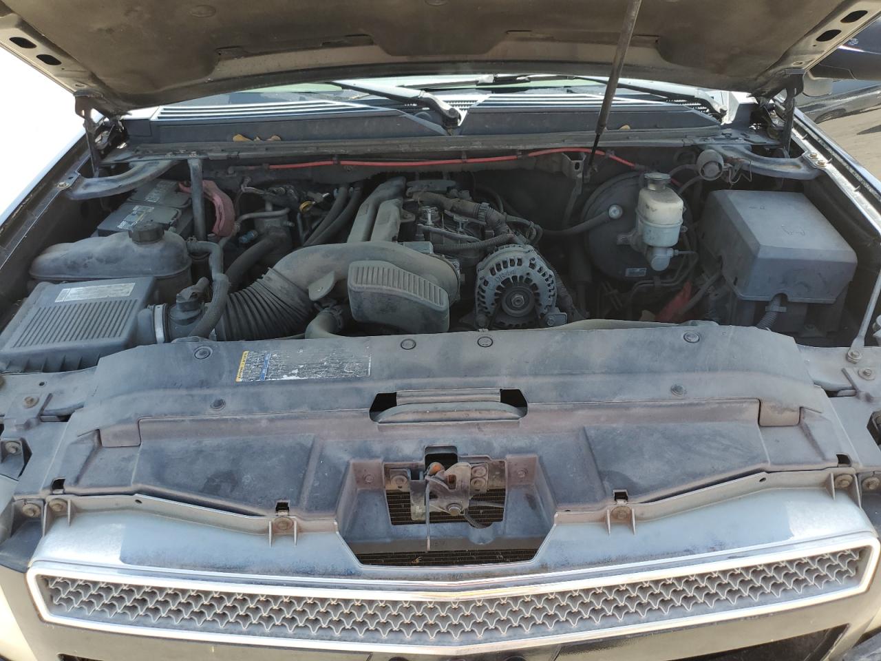 2008 Chevrolet Tahoe C1500 VIN: 1GNFC13028R152637 Lot: 61209744