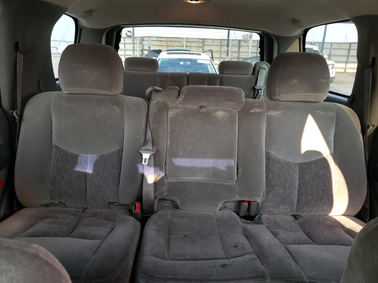 2003 Chevrolet Tahoe C1500 VIN: 1GNEC13T53J321384 Lot: 64640244