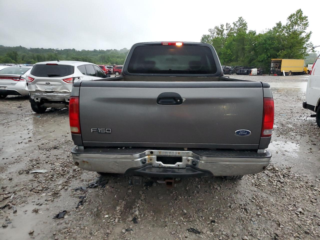 2002 Ford F150 VIN: 1FTRX18W82NB51739 Lot: 62889484