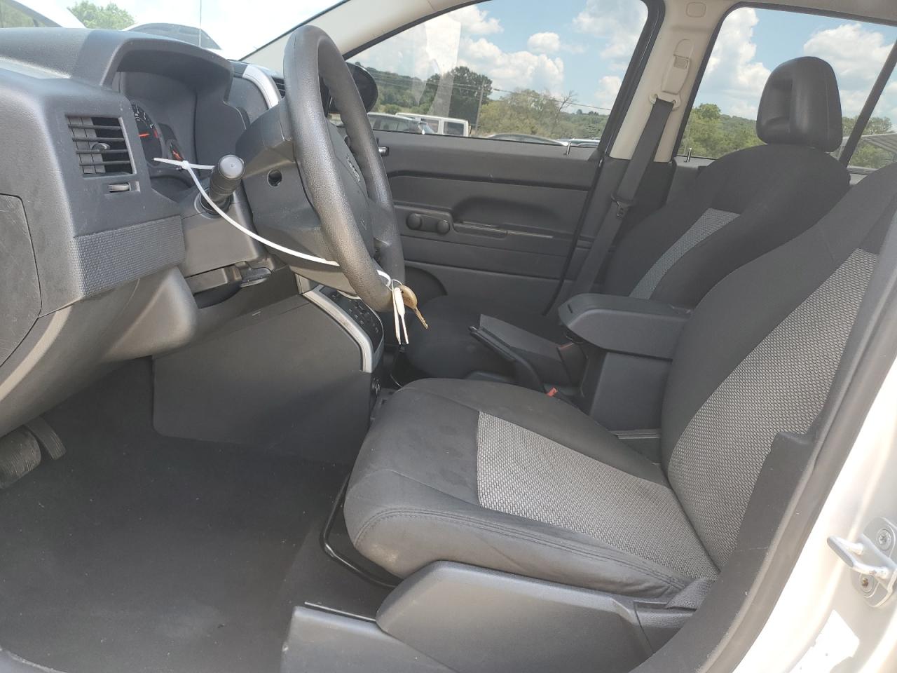 2008 Jeep Compass Sport VIN: 1J8FT47078D792479 Lot: 62751474