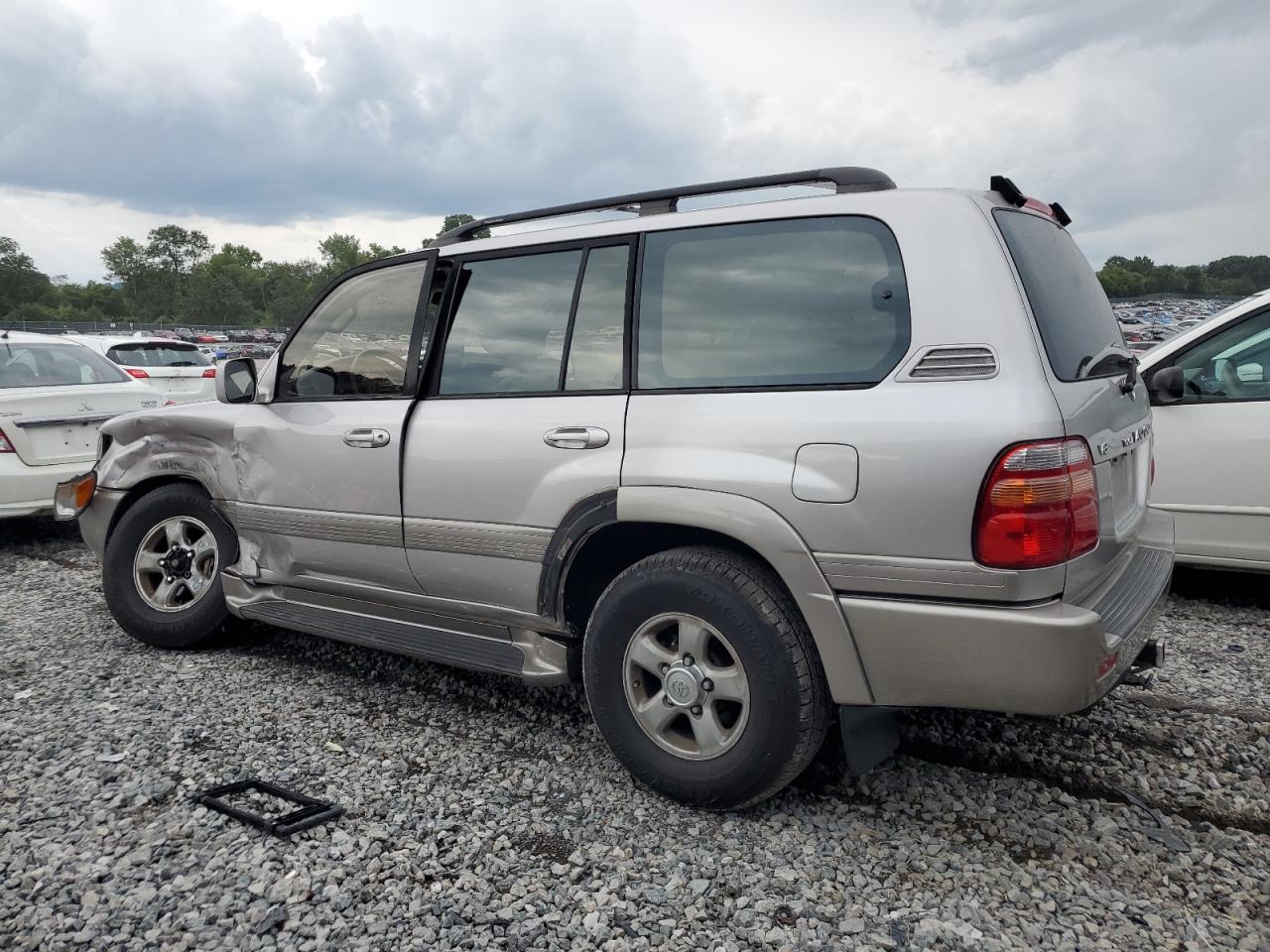 2000 Toyota Land Cruiser VIN: JT3HT05J1Y0094370 Lot: 64039704
