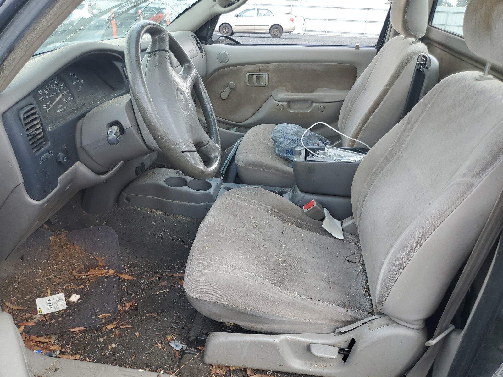 5TENL42N41Z848168 2001 Toyota Tacoma