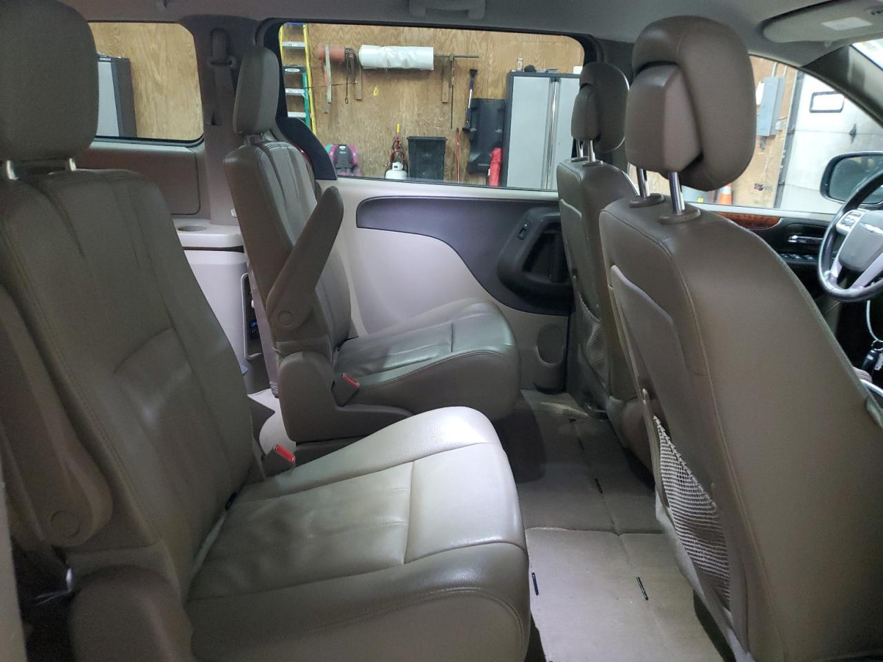 2014 Chrysler Town & Country Touring VIN: 2C4RC1BG8ER438681 Lot: 61377394