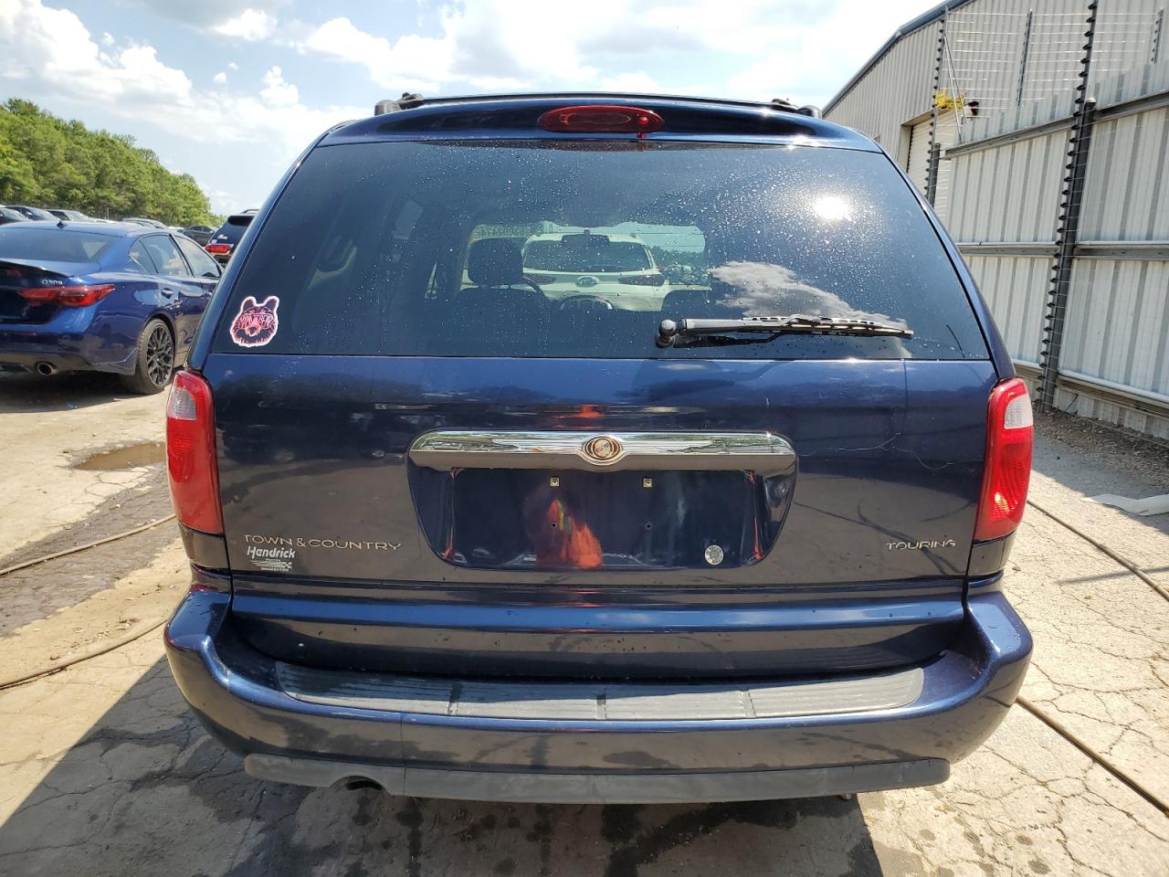 2005 Chrysler Town & Country Touring VIN: 2C4GP54L65R395665 Lot: 63092474