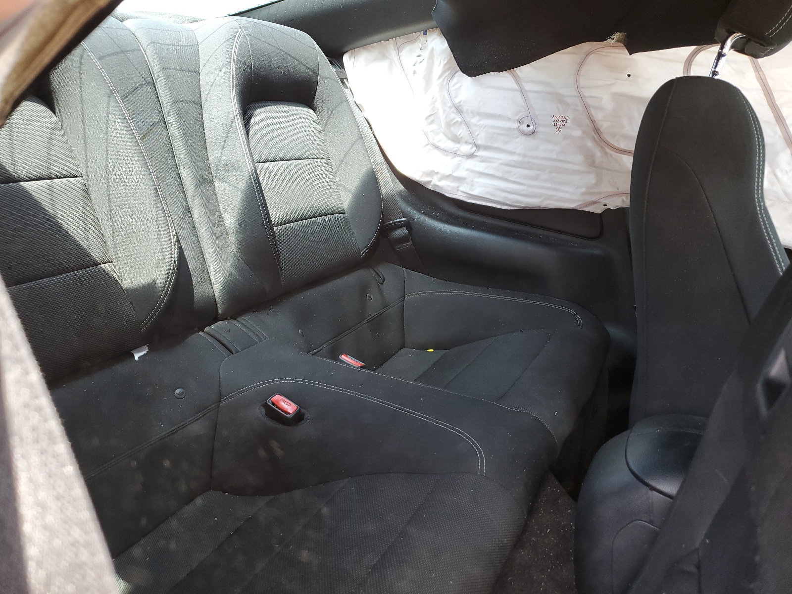 1FA6P8AMXF5319719 2015 Ford Mustang